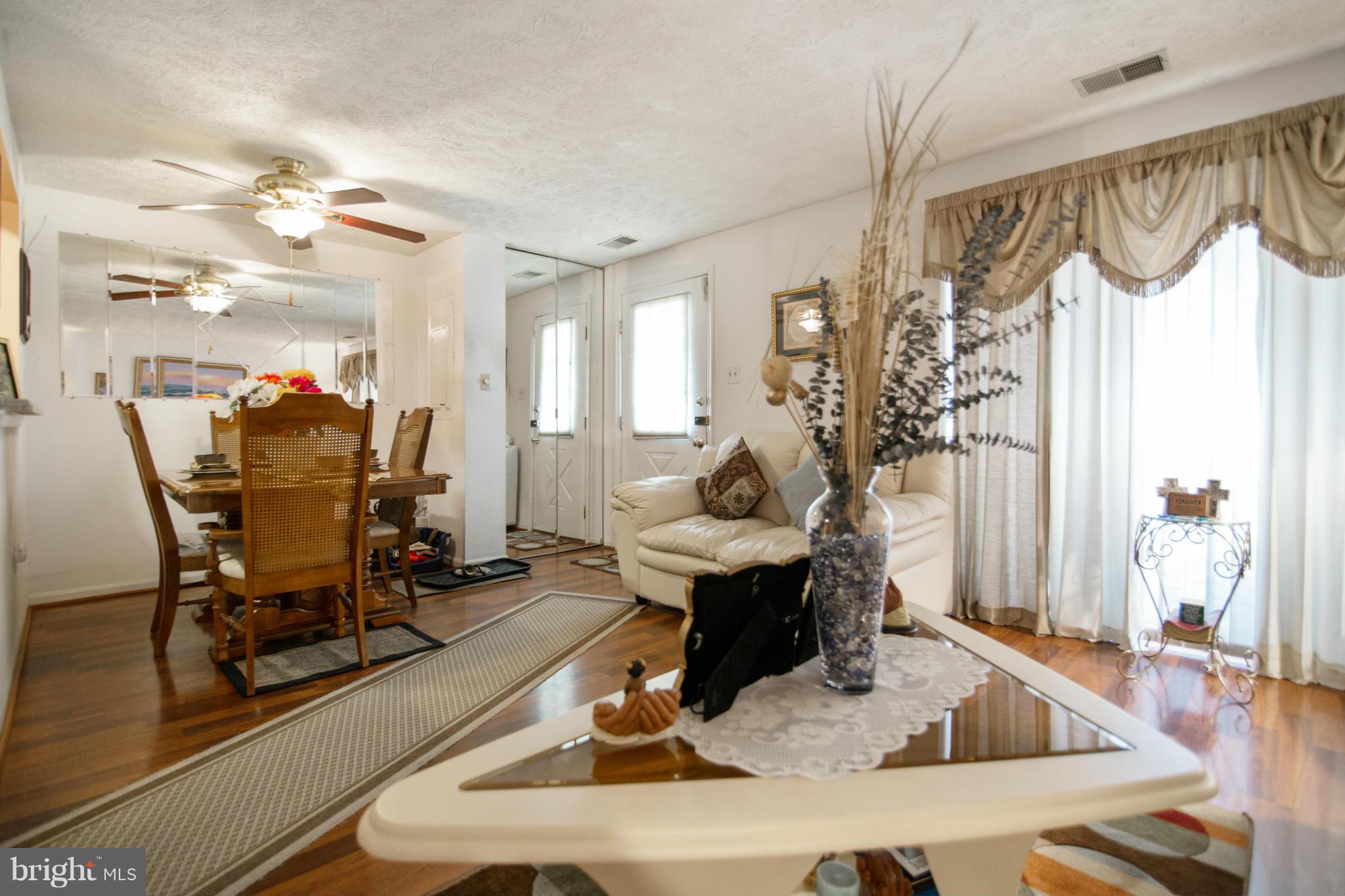 SILVER SPRING CNTRY CLUB - Residential