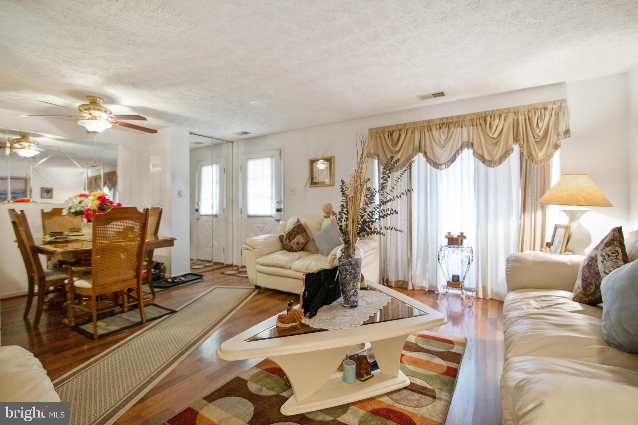 SILVER SPRING CNTRY CLUB - Residential