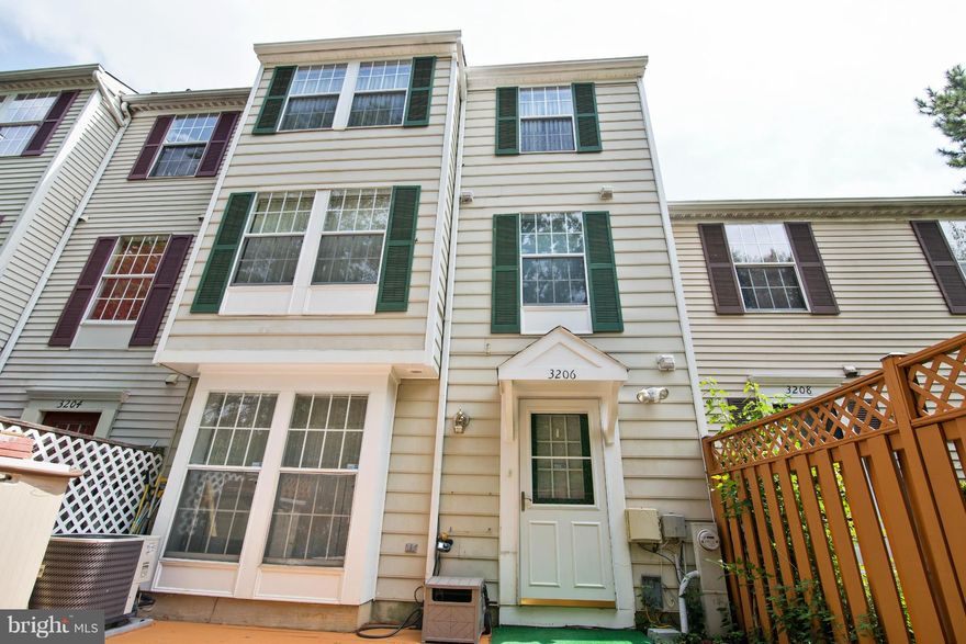 Beautiful townhome centrally located between Baltimore & Washington! Upper Lvl private master suite w/full bathroom, walk-in closet & sitting area. Newer carpets, ceramic tile in bathrooms & kitchen. Eat-in kit w/Corian counters & ss appliances! Laminate wood flooring in open concept living & dining. NEW hot water heater! Pool in the community! Call today for more information & to schedule a tour.