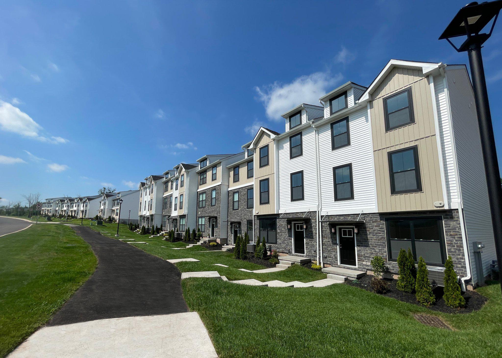 127 COBBLESTONE DRIVE JW 4-26
