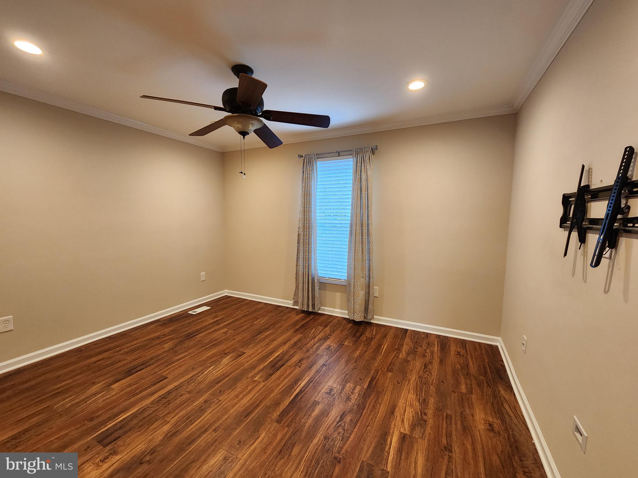 ENCHANTED FOREST ESTATES - Residential