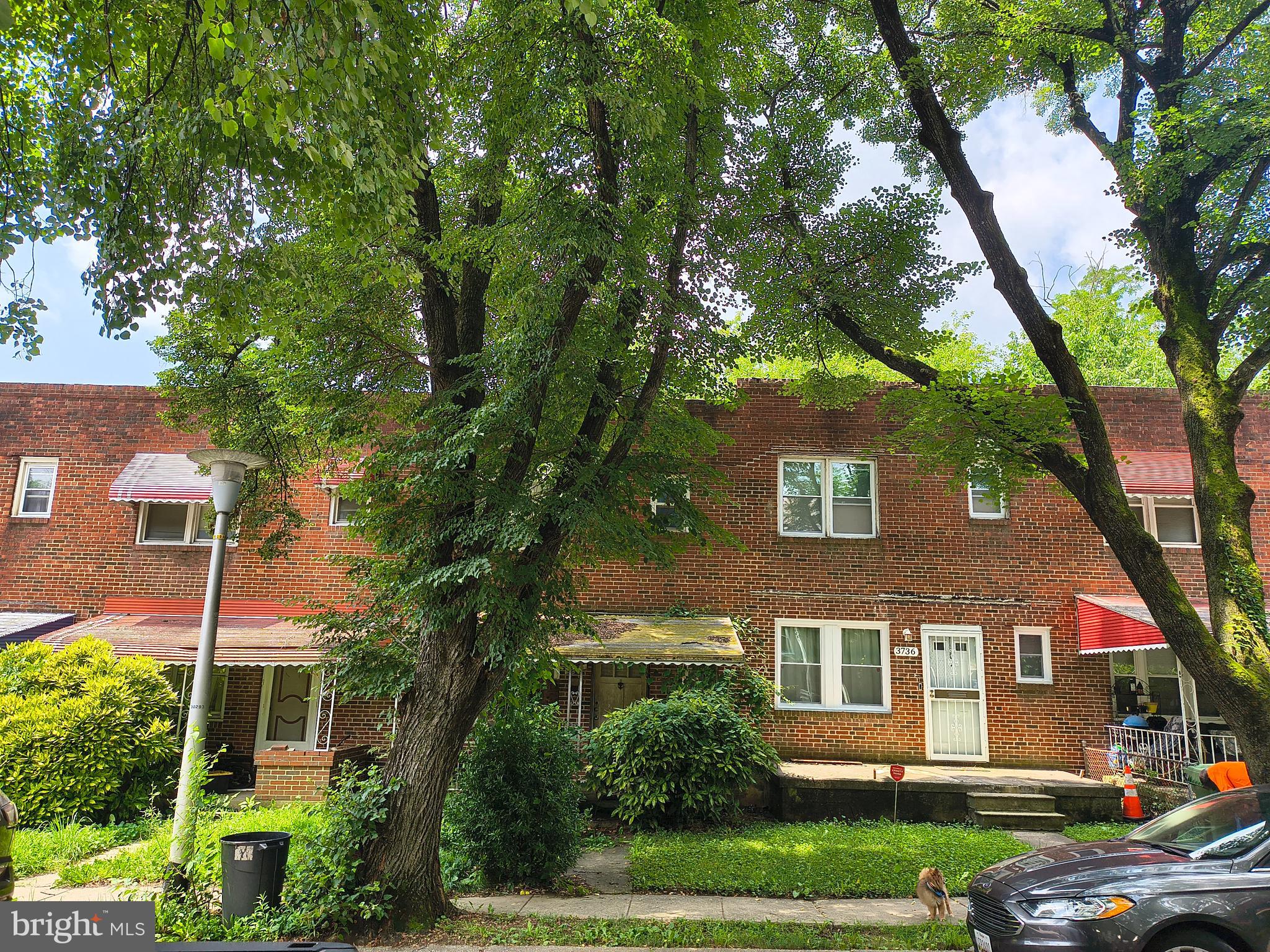 ONLINE AUCTION: Bidding begins 7/22/2025 @ 10:00 AM. Bidding ends 7/24/2025 @ 11:30 AM. List Price is Suggested Opening Bid. Deposit: $5,000. 2 Story Townhouse located in the Park Circle area. JUST MINUTES to Druid Hill Park. Easy access to major traffic artery Reisterstown Rd.