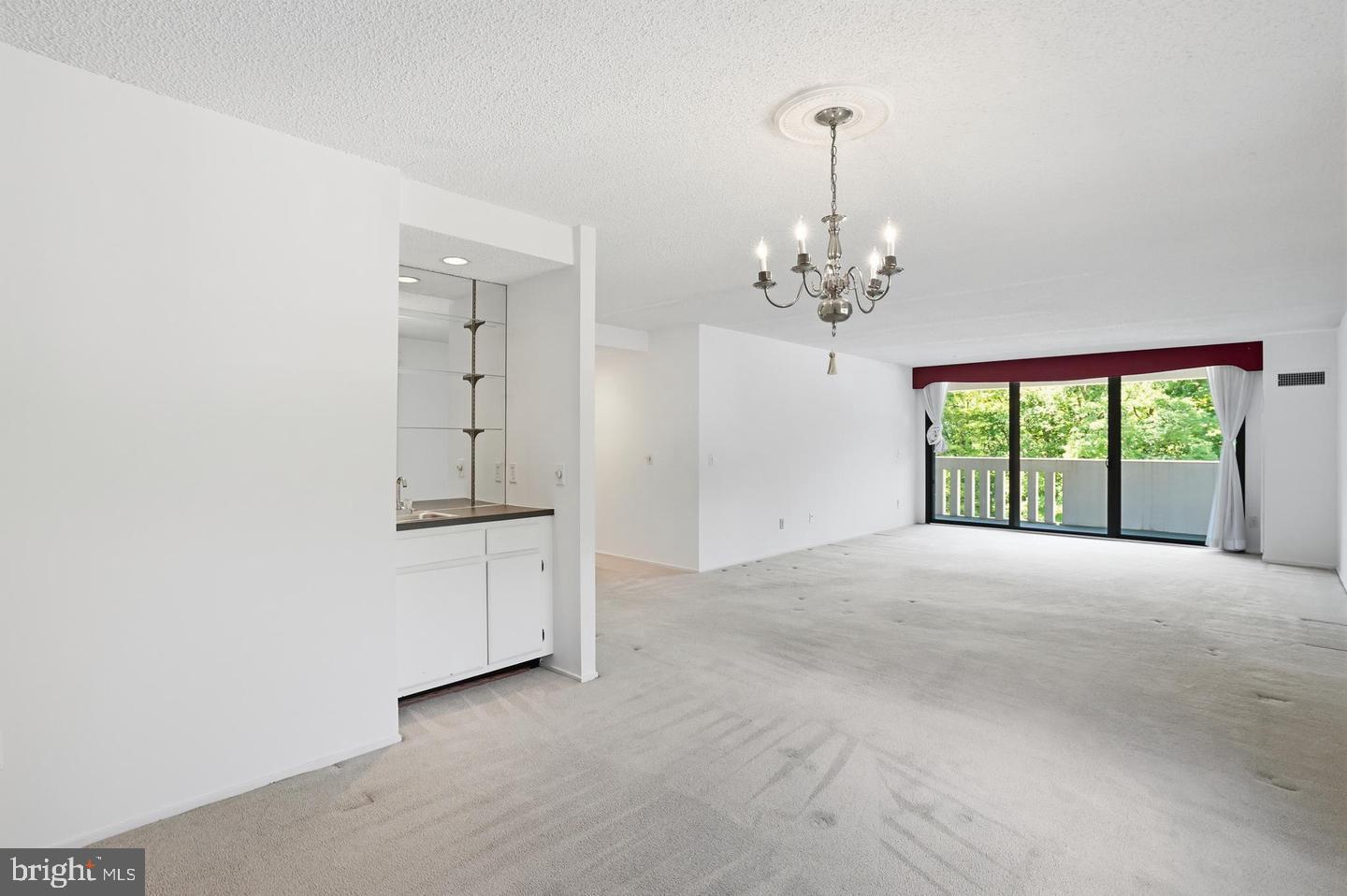 6101 EDSALL ROAD 502