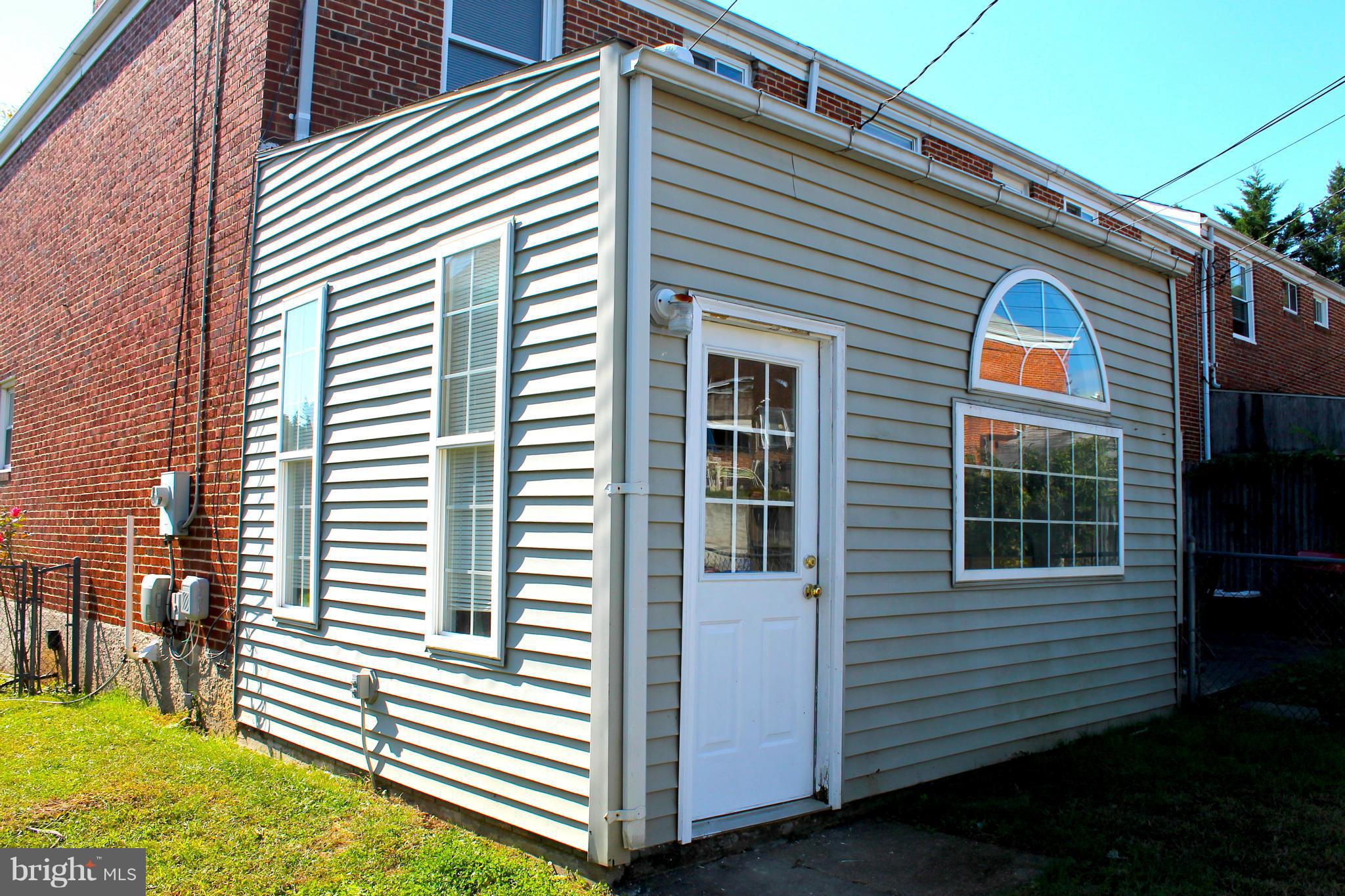 GAYLORD MANOR - Residential