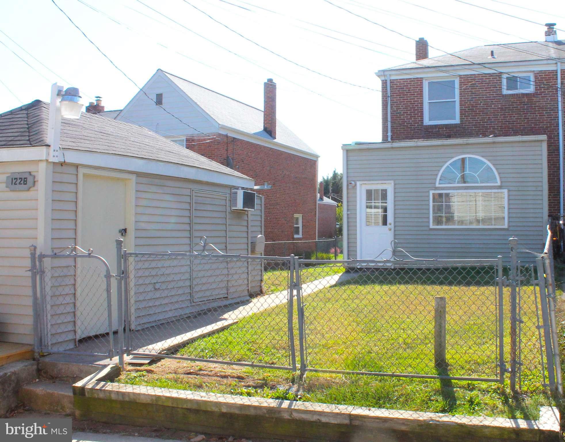 GAYLORD MANOR - Residential