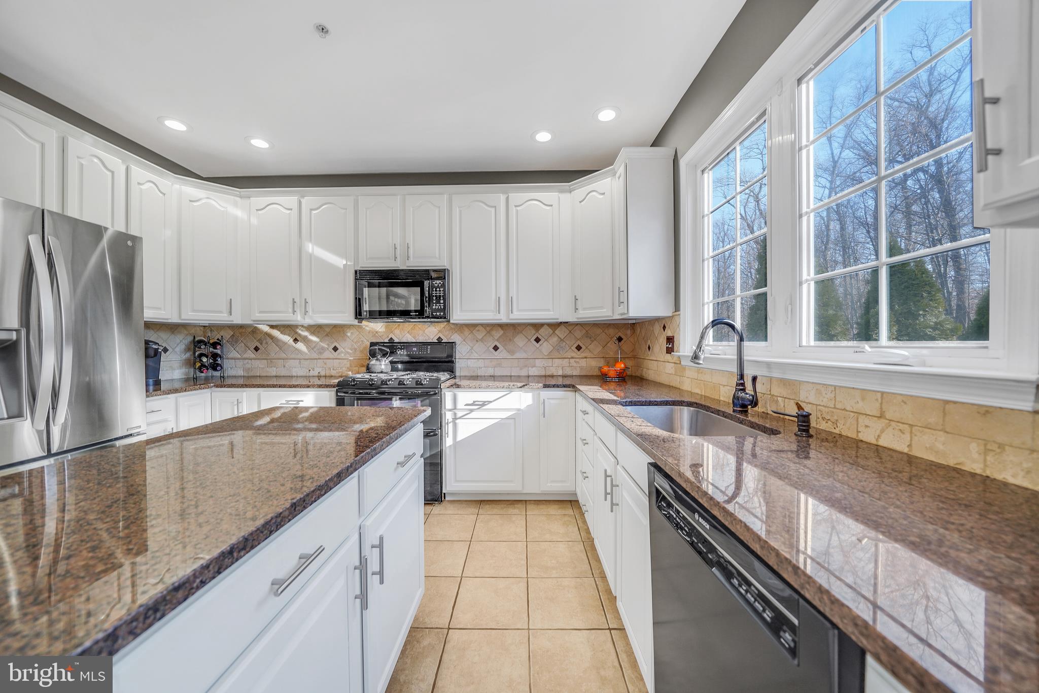 WHITELAND WOODS - Residential