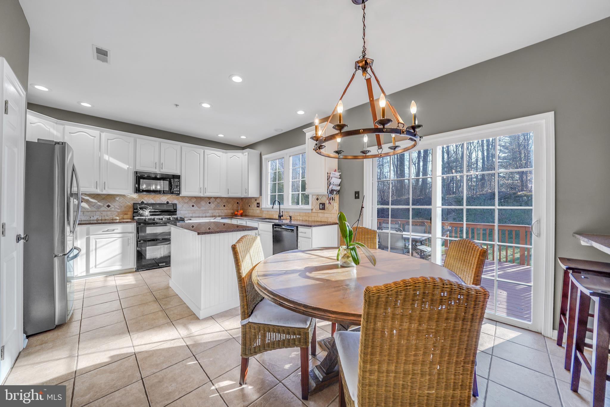 WHITELAND WOODS - Residential