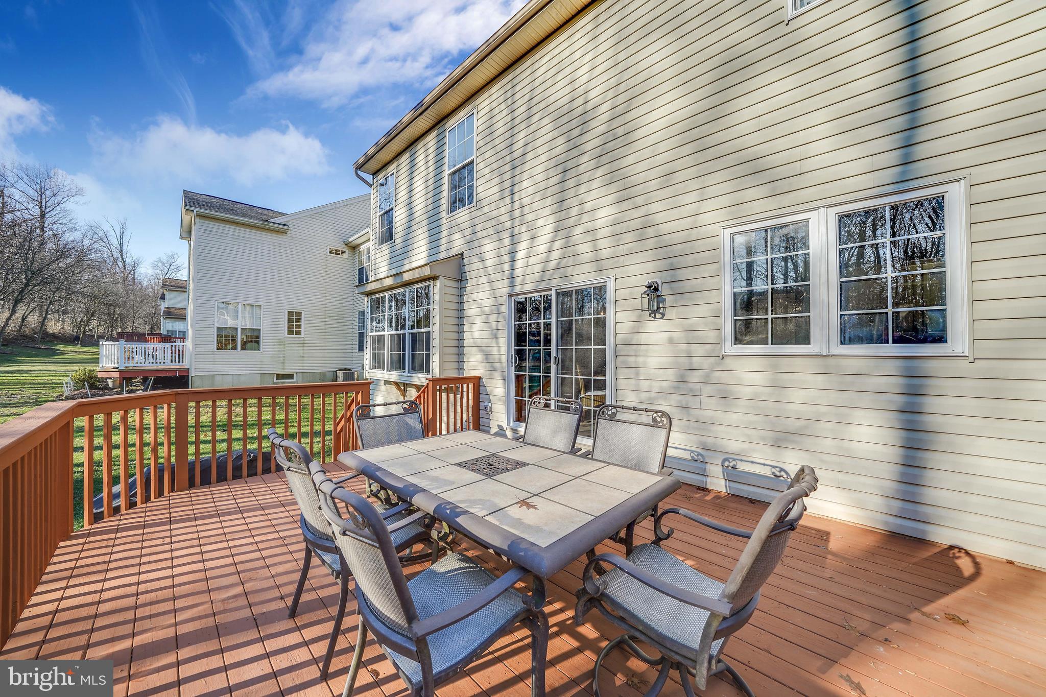 WHITELAND WOODS - Residential