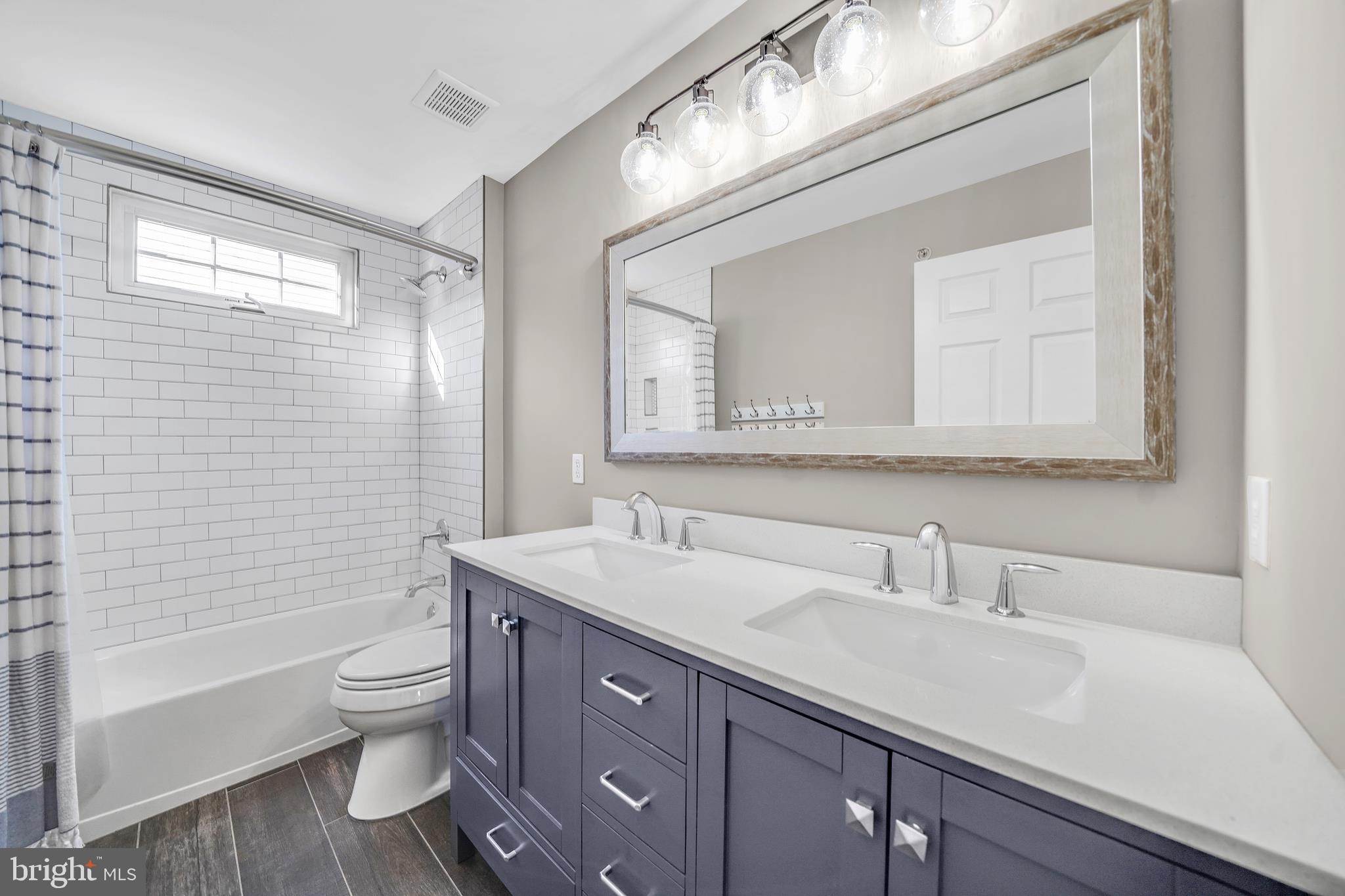 WHITELAND WOODS - Residential