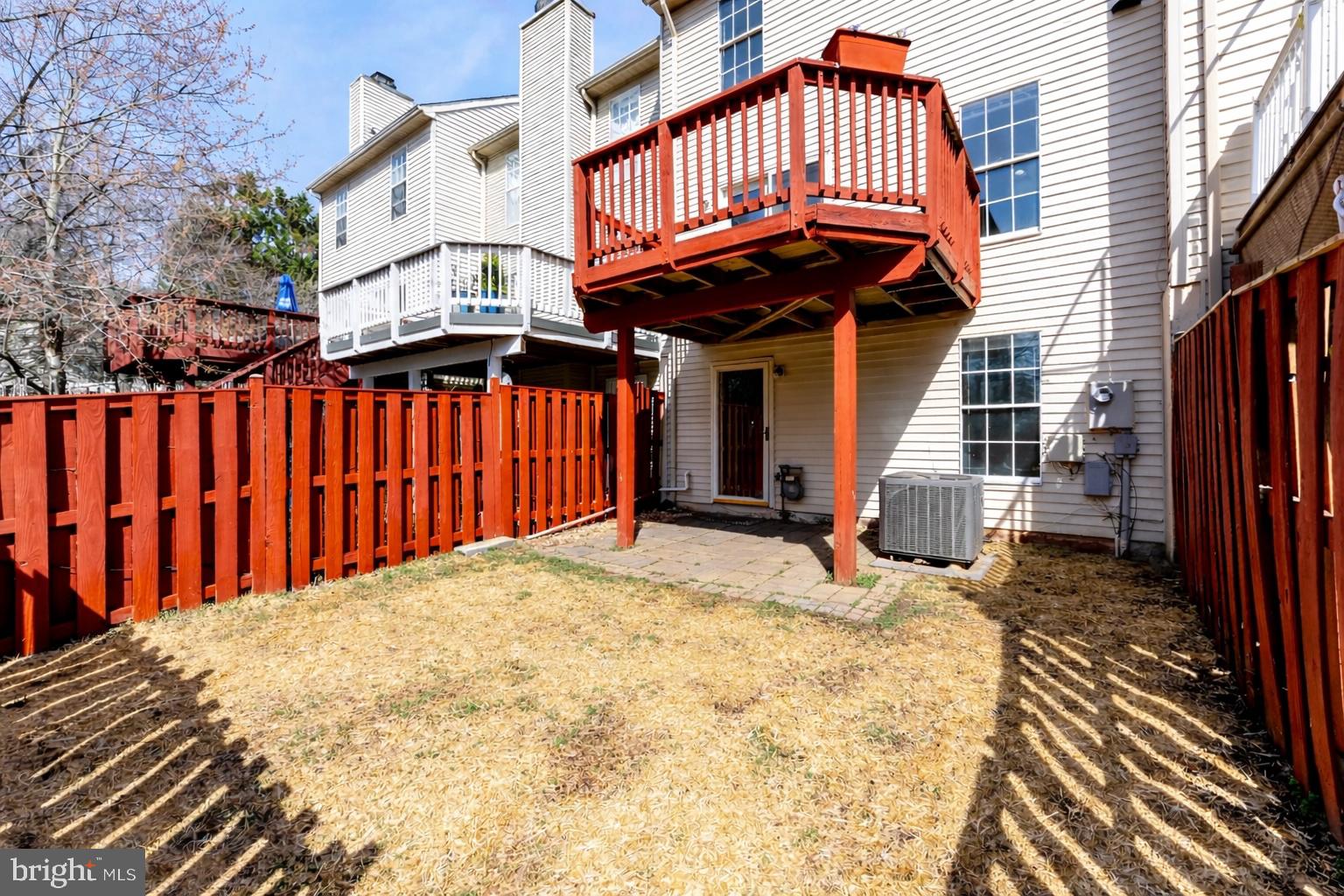 ASHBURN VILLAGE - Residential