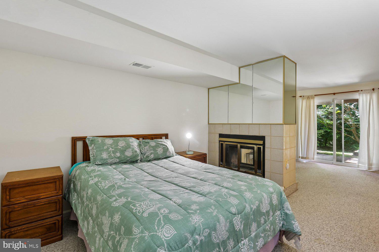 SILVER SPRING CNTRY CLUB - Residential