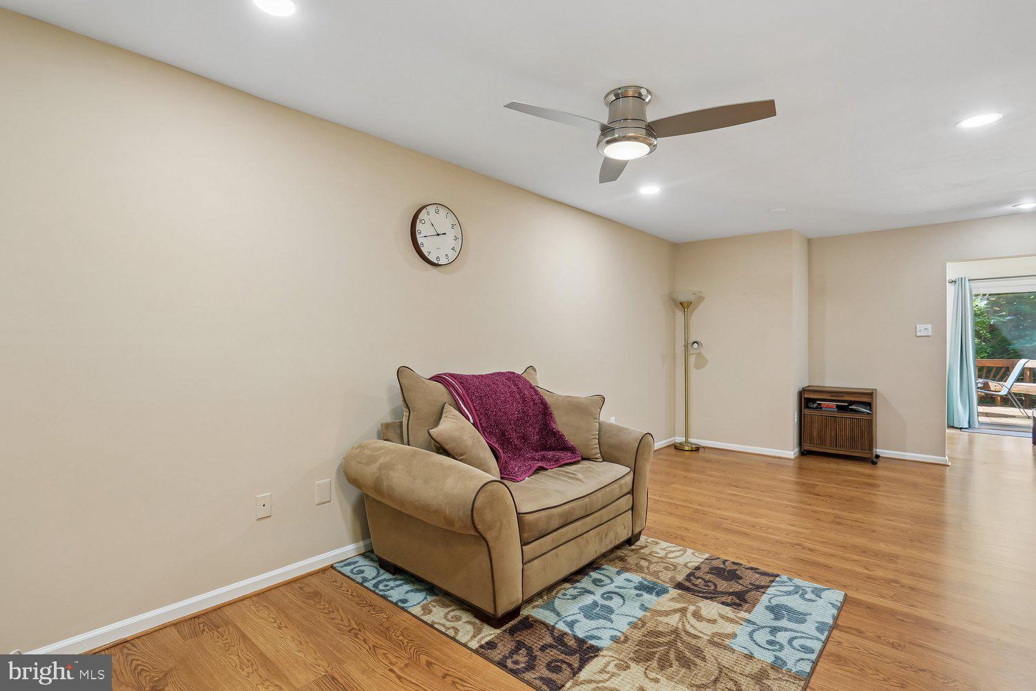 SILVER SPRING CNTRY CLUB - Residential