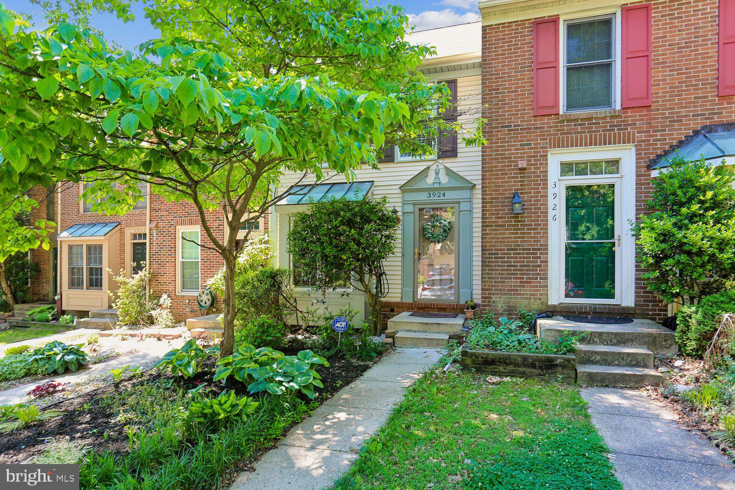 SILVER SPRING CNTRY CLUB - Residential