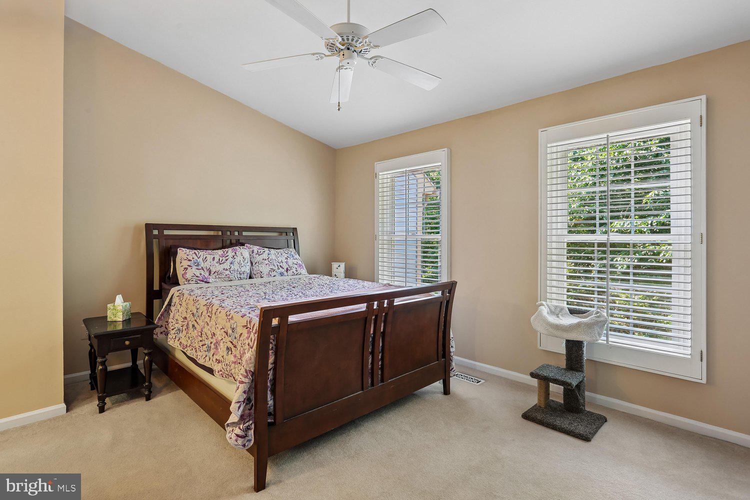 SILVER SPRING CNTRY CLUB - Residential