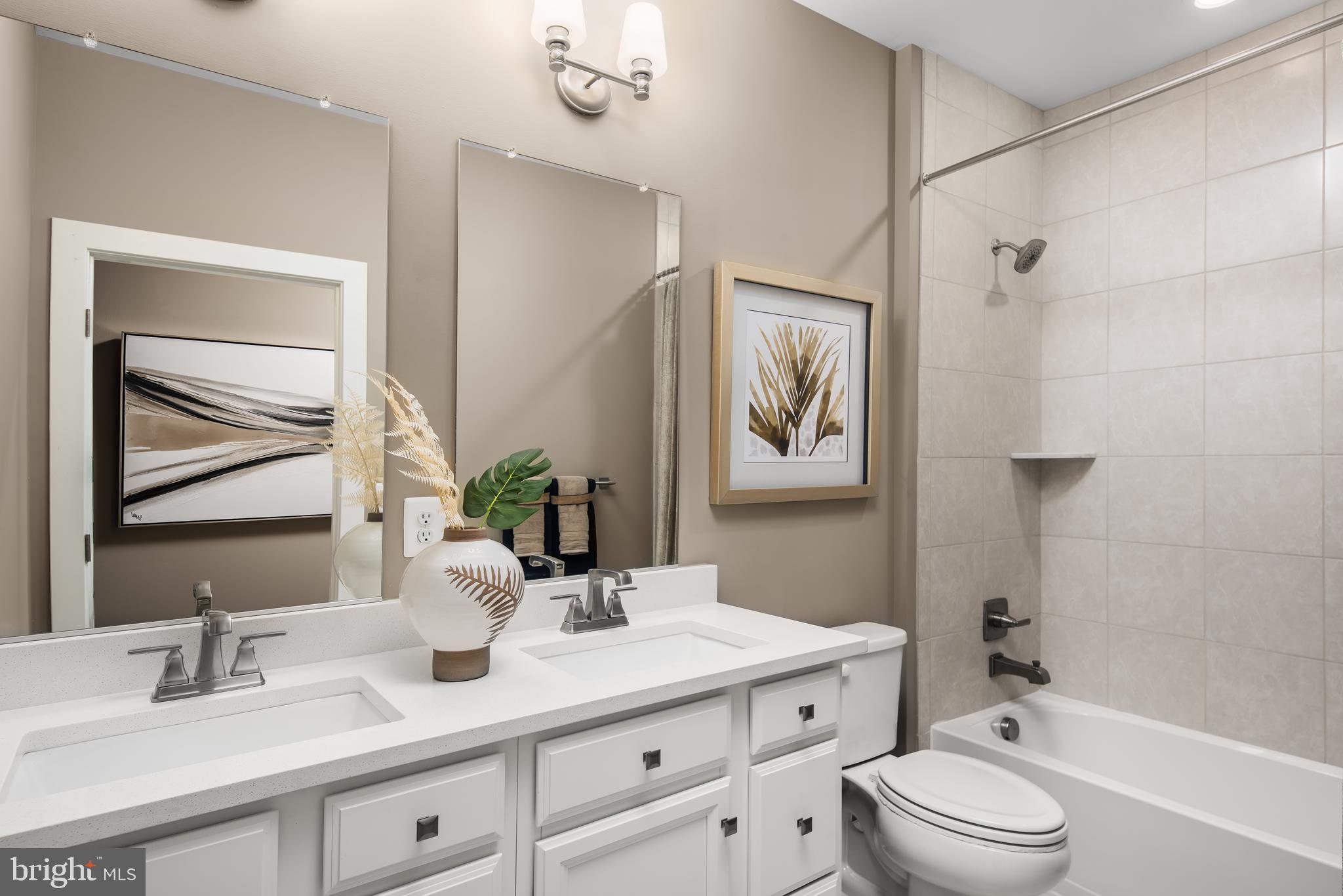 LONGVIEW RIDGE - Residential