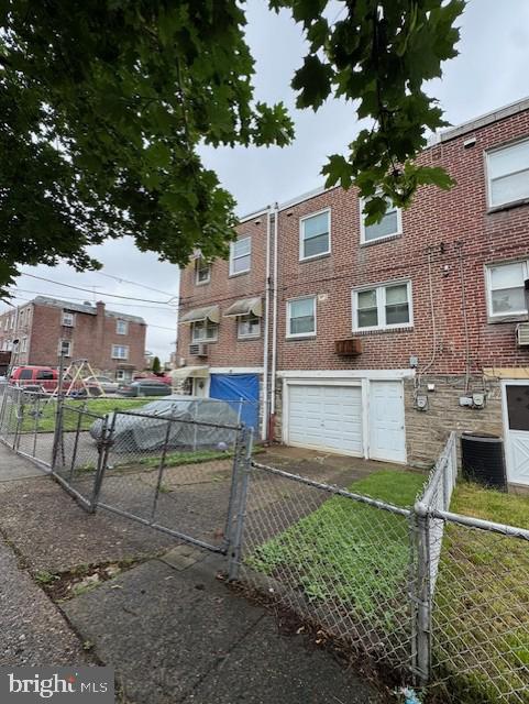 PHILADELPHIA - Residential
