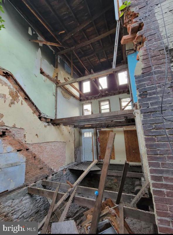 MARBLE HILL - Residential