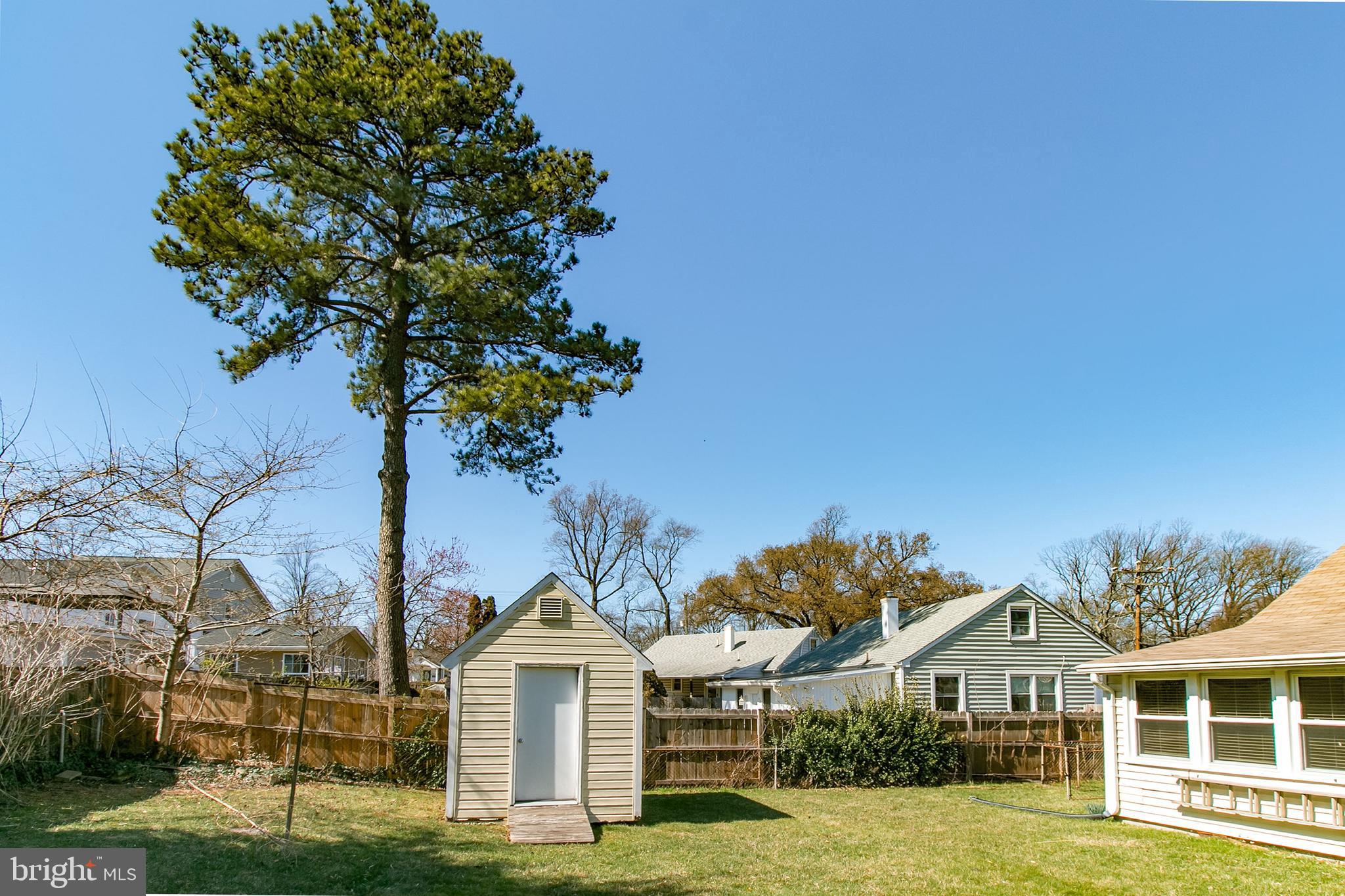 WESTLAWN - Residential