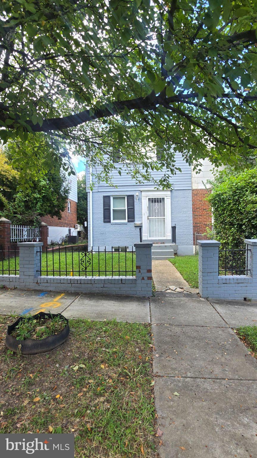 67 ELMIRA STREET SW