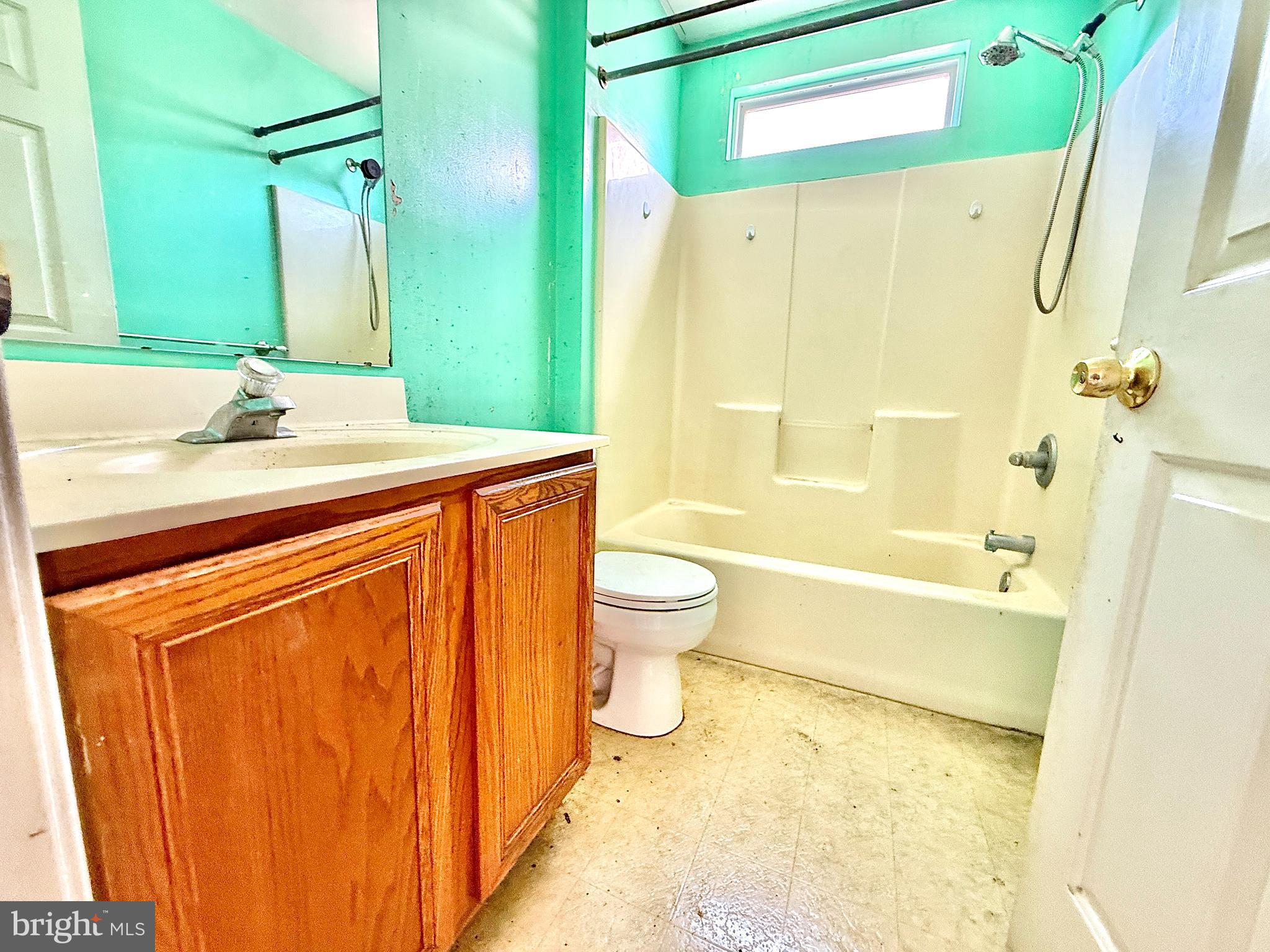 RICHLAND CT - Residential