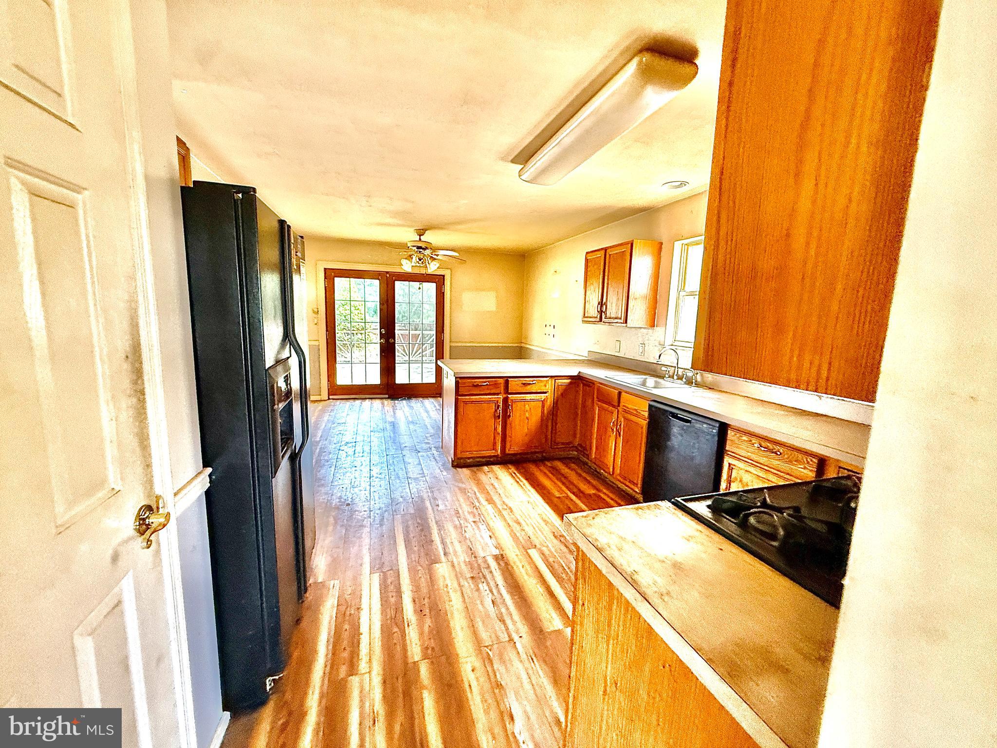 RICHLAND CT - Residential