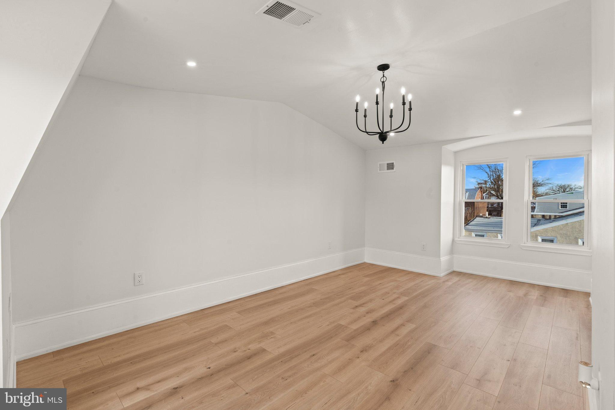 FRANKFORD - Residential