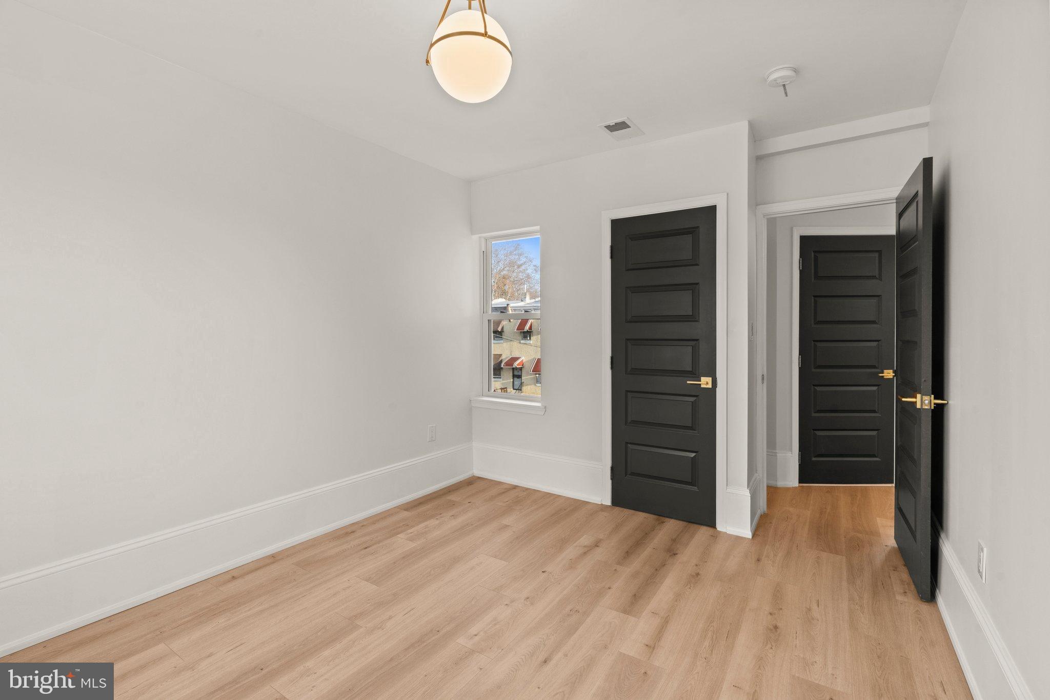 FRANKFORD - Residential