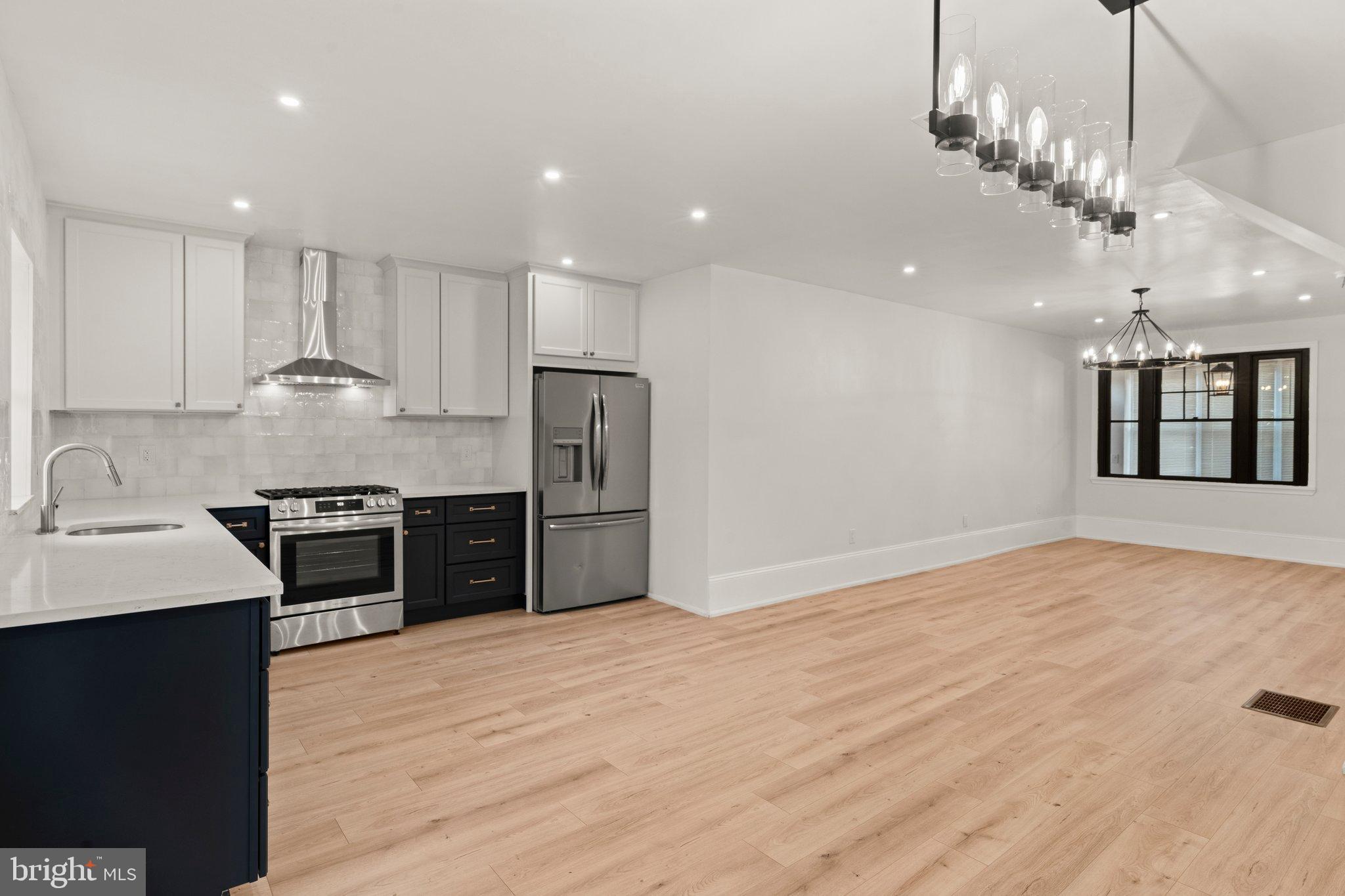 FRANKFORD - Residential