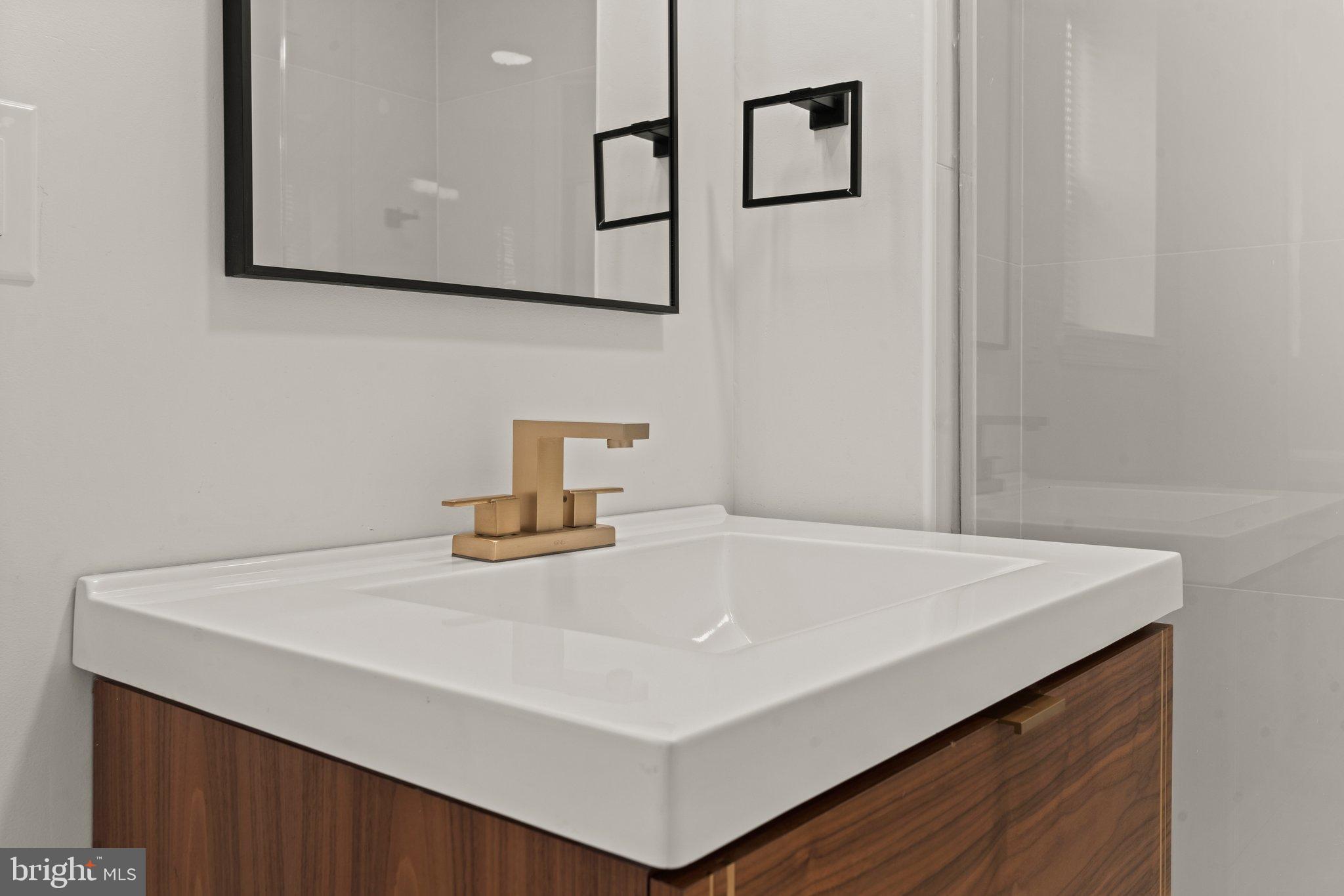 FRANKFORD - Residential