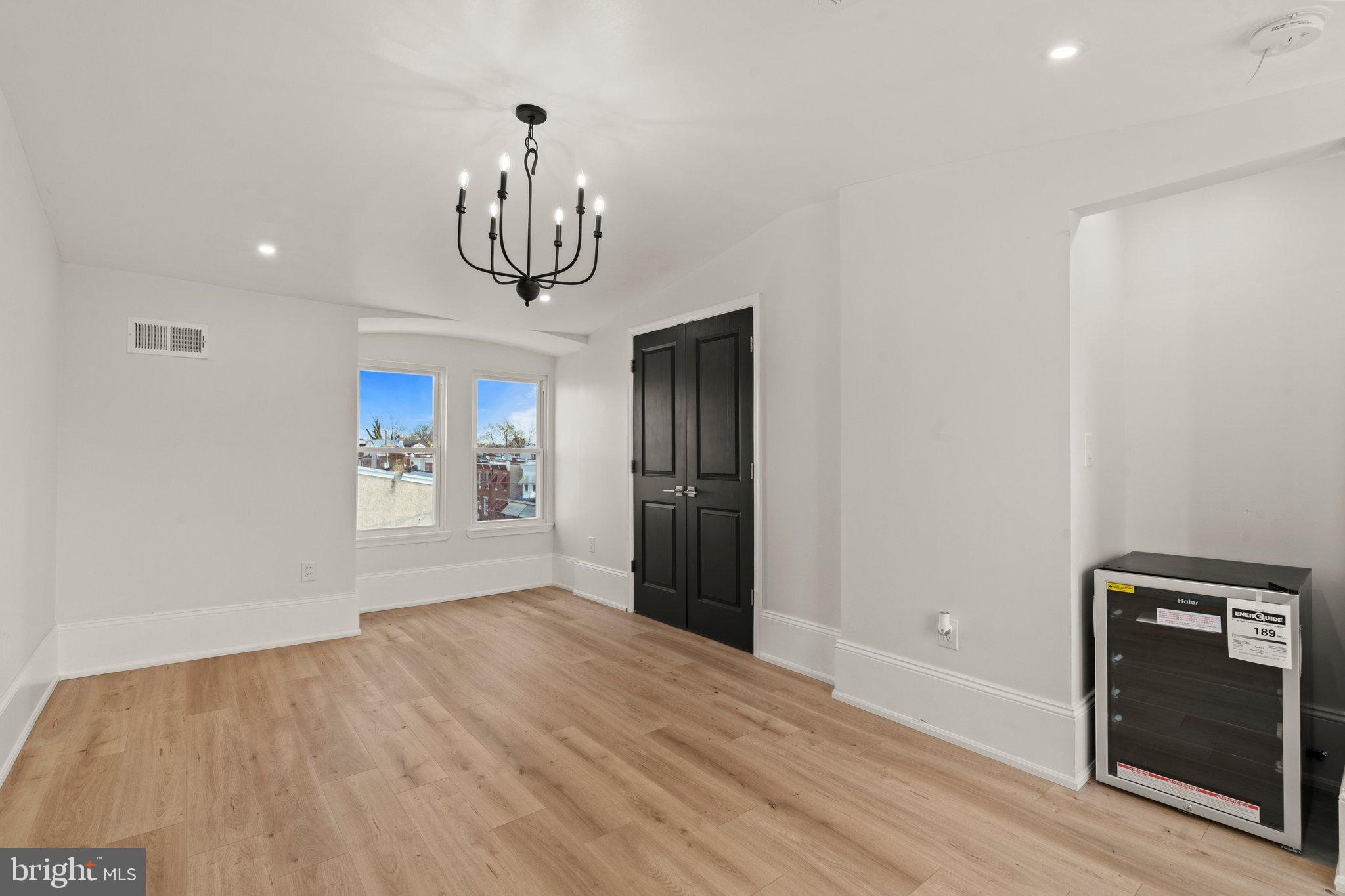 FRANKFORD - Residential