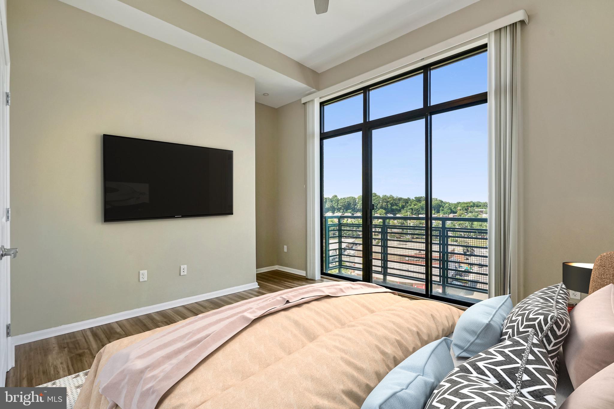 2720 S ARLINGTON MILL DRIVE 1102