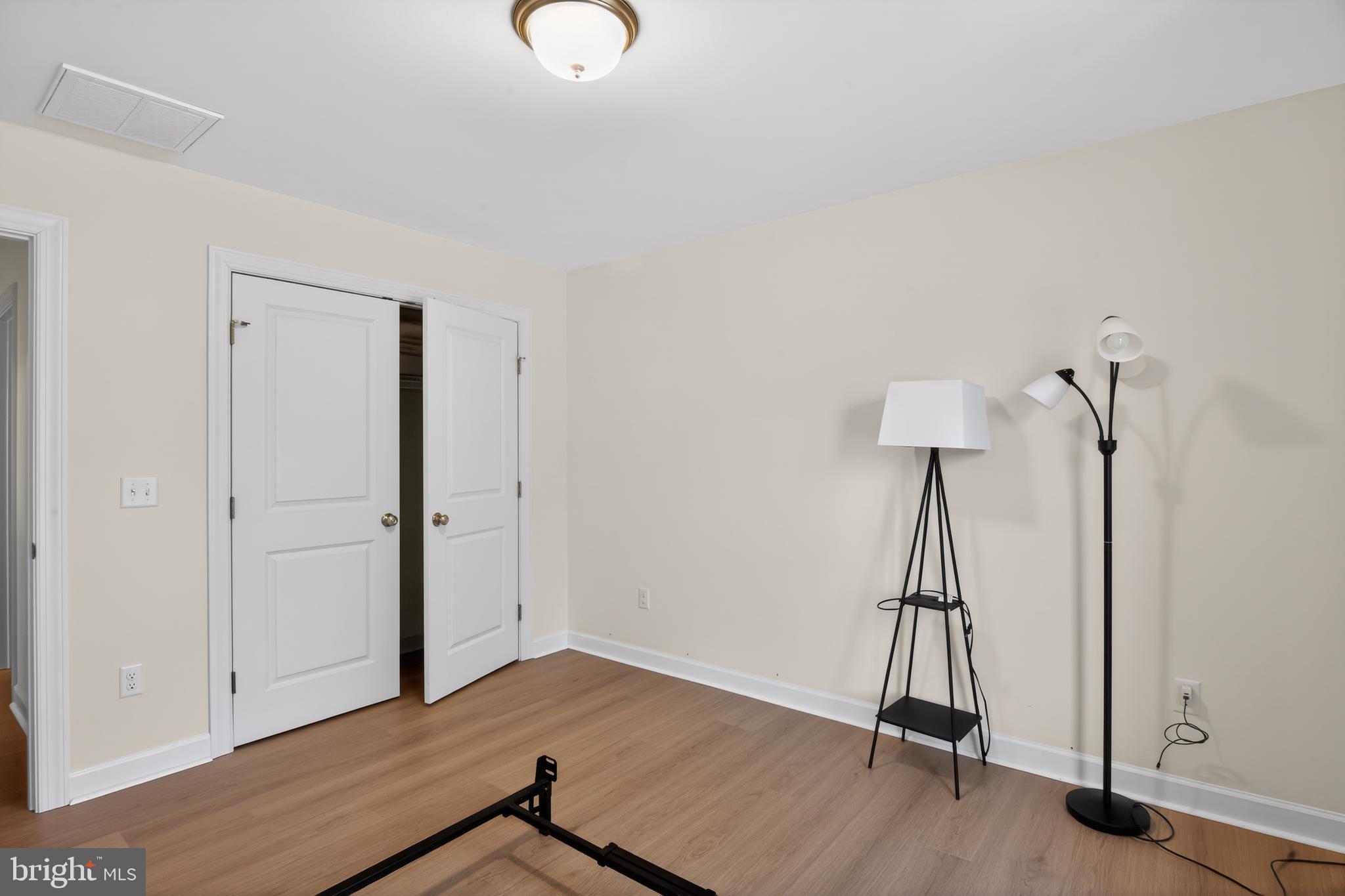 CANAAN WOODS - Residential