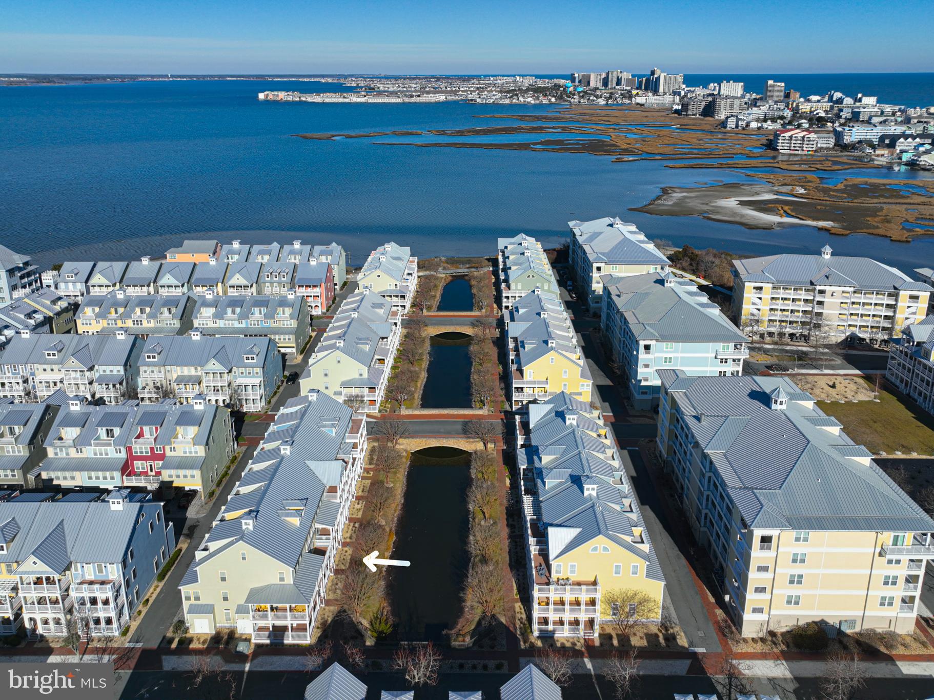 SUNSET ISLAND - Residential