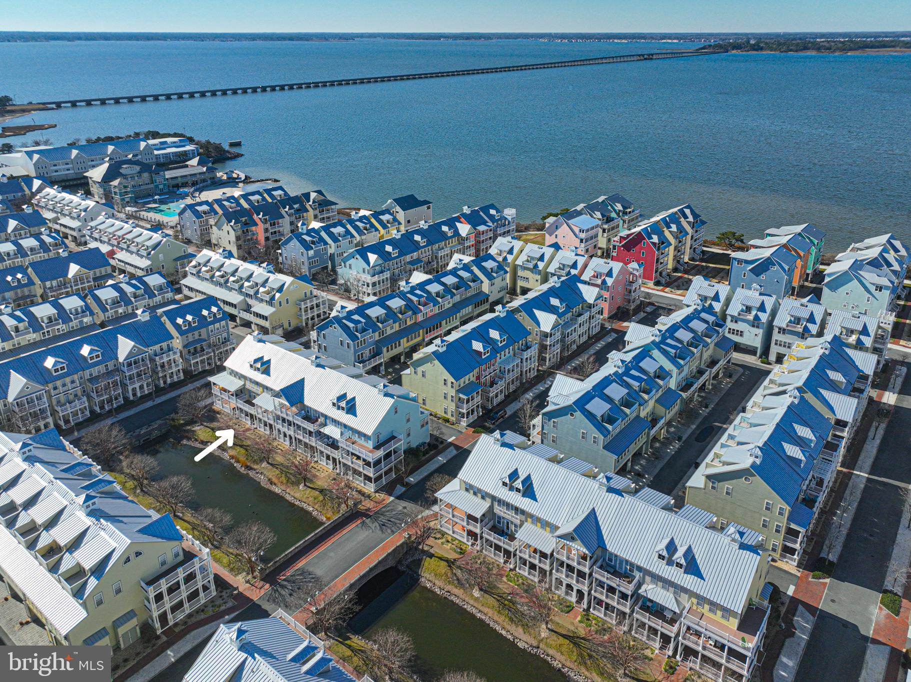 SUNSET ISLAND - Residential