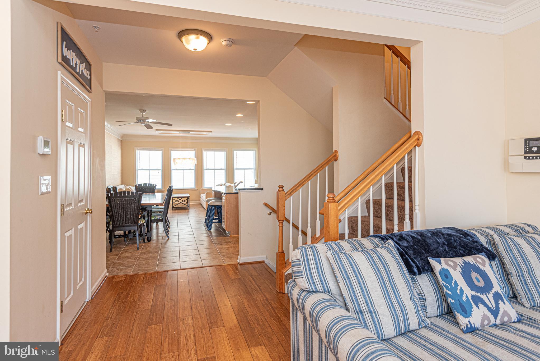 SUNSET ISLAND - Residential