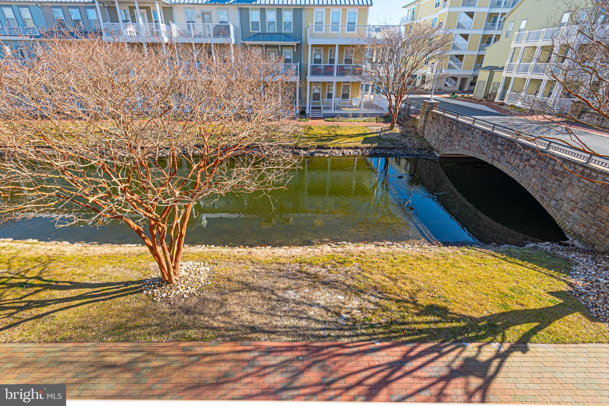 SUNSET ISLAND - Residential