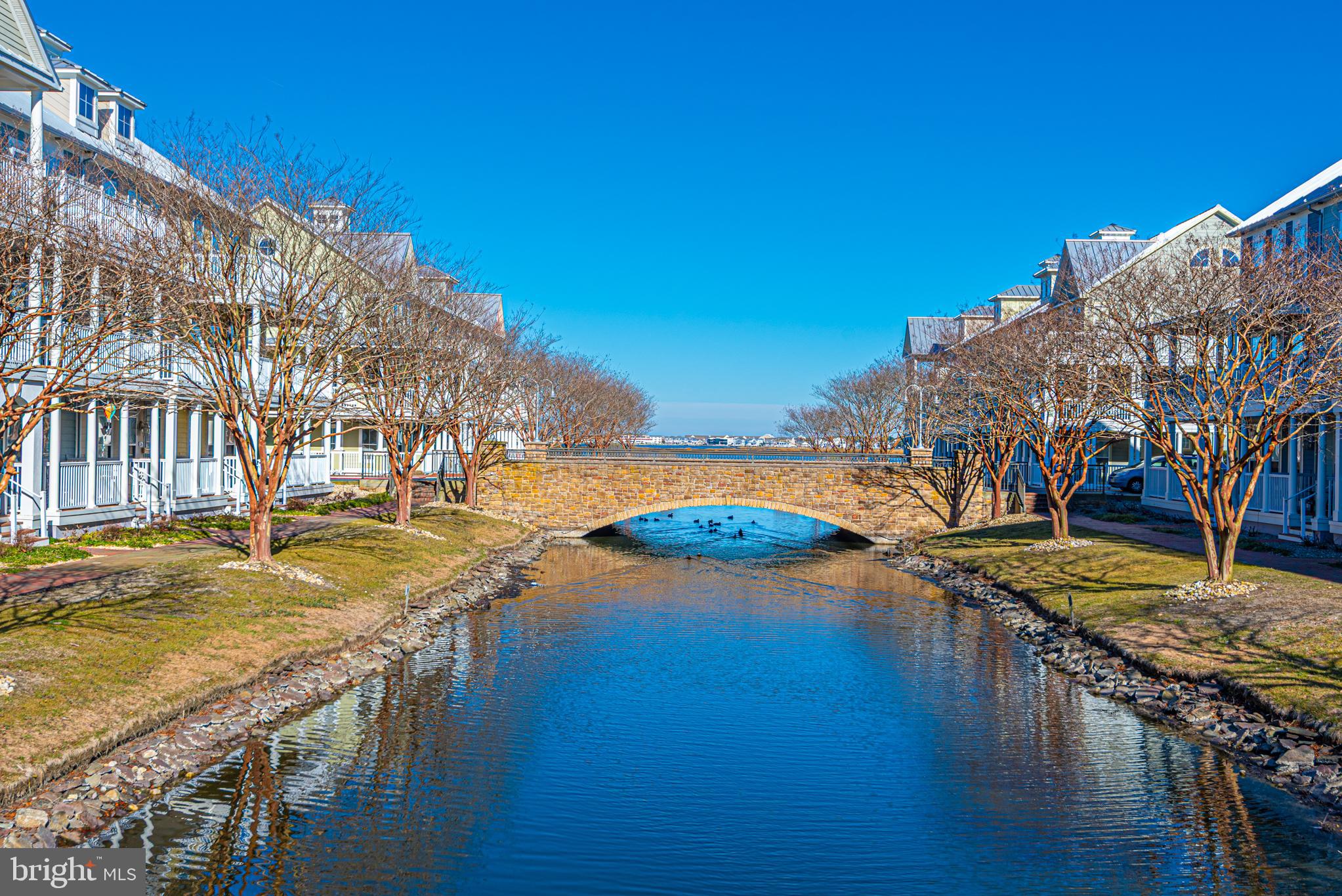 SUNSET ISLAND - Residential