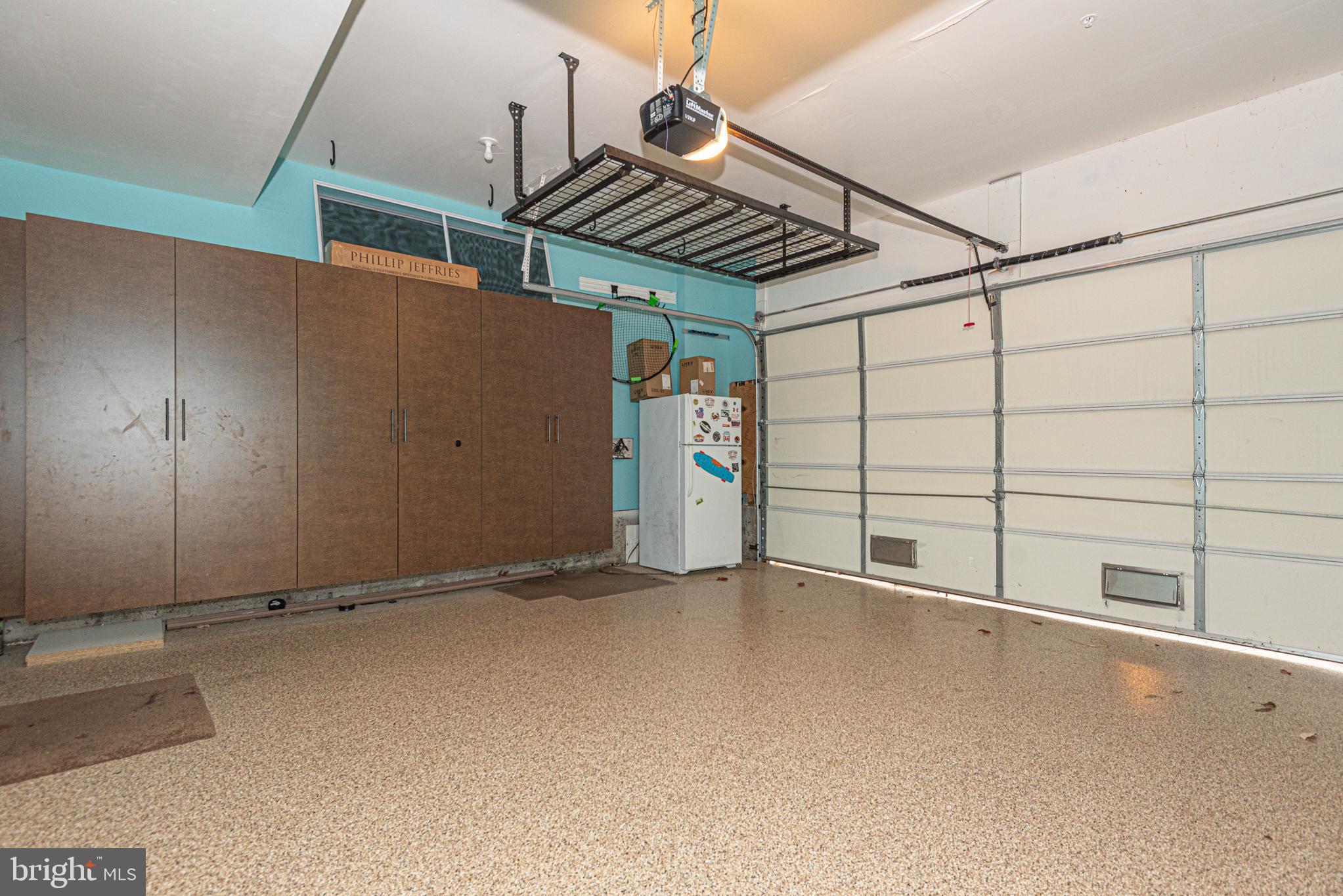 SUNSET ISLAND - Residential