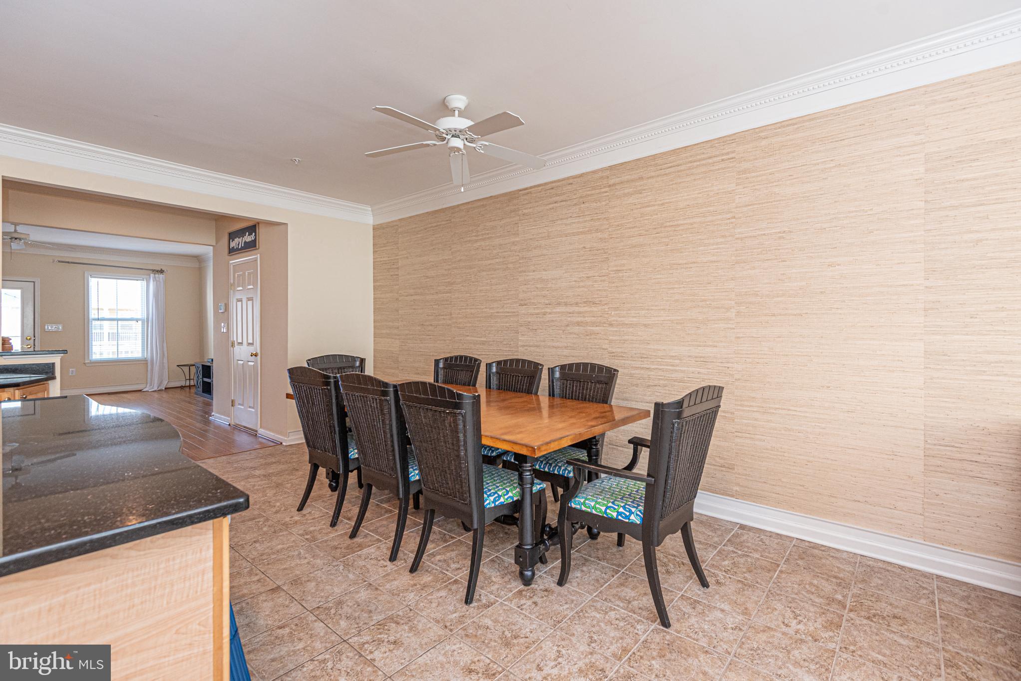 SUNSET ISLAND - Residential