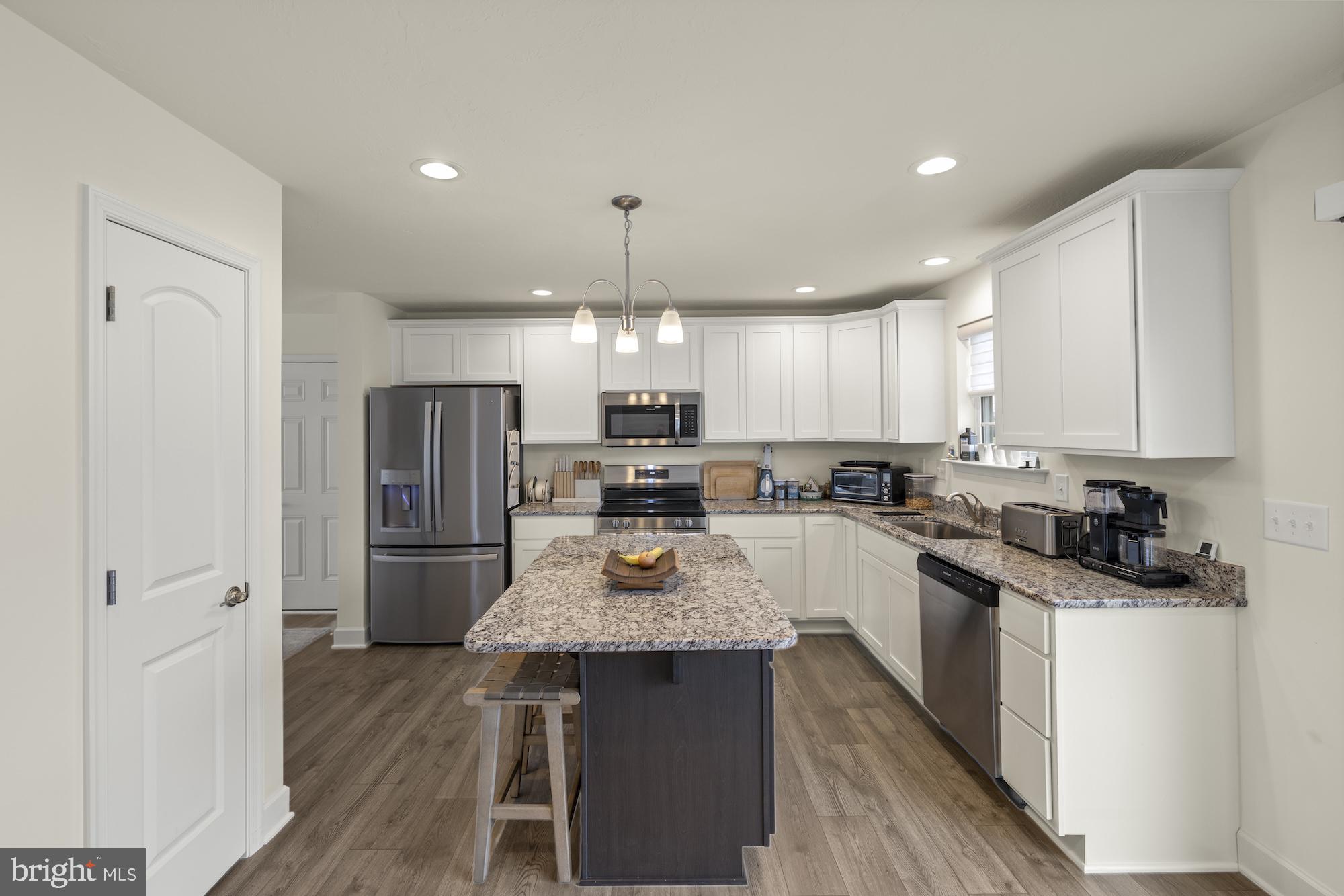 CUMBERLAND VILLAGE - Residential