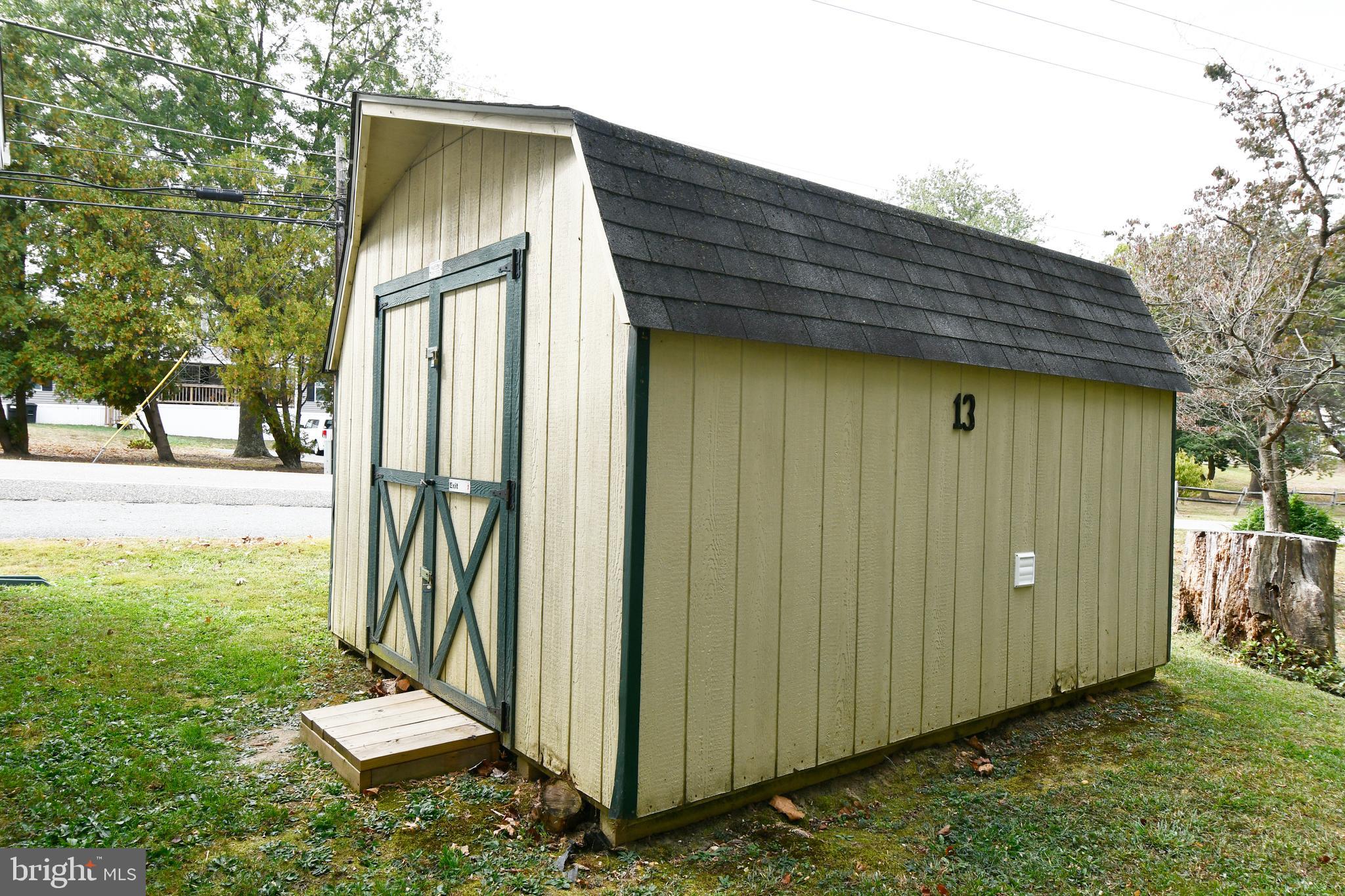 RUNNING BROOK - Residential