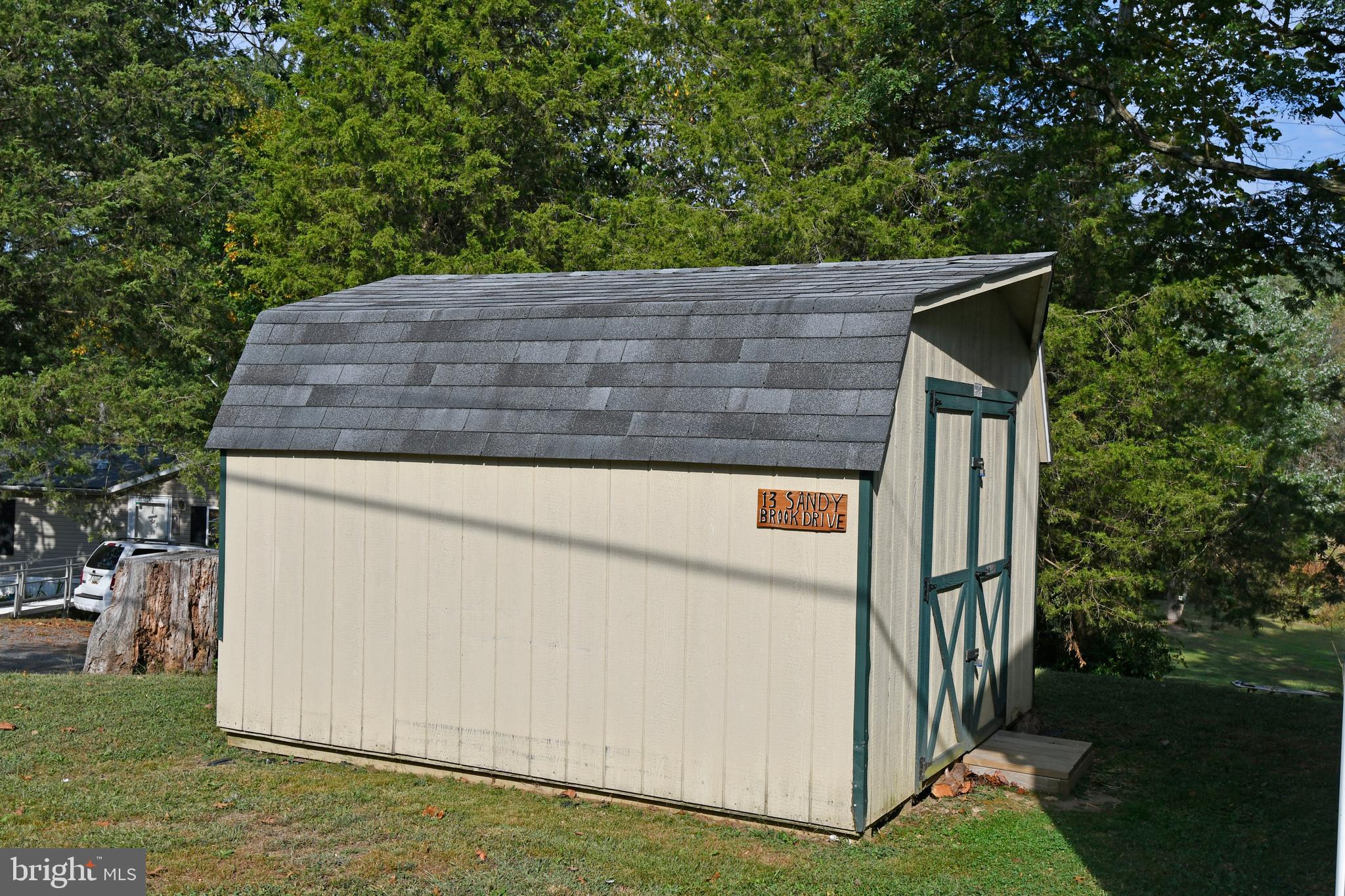 RUNNING BROOK - Residential