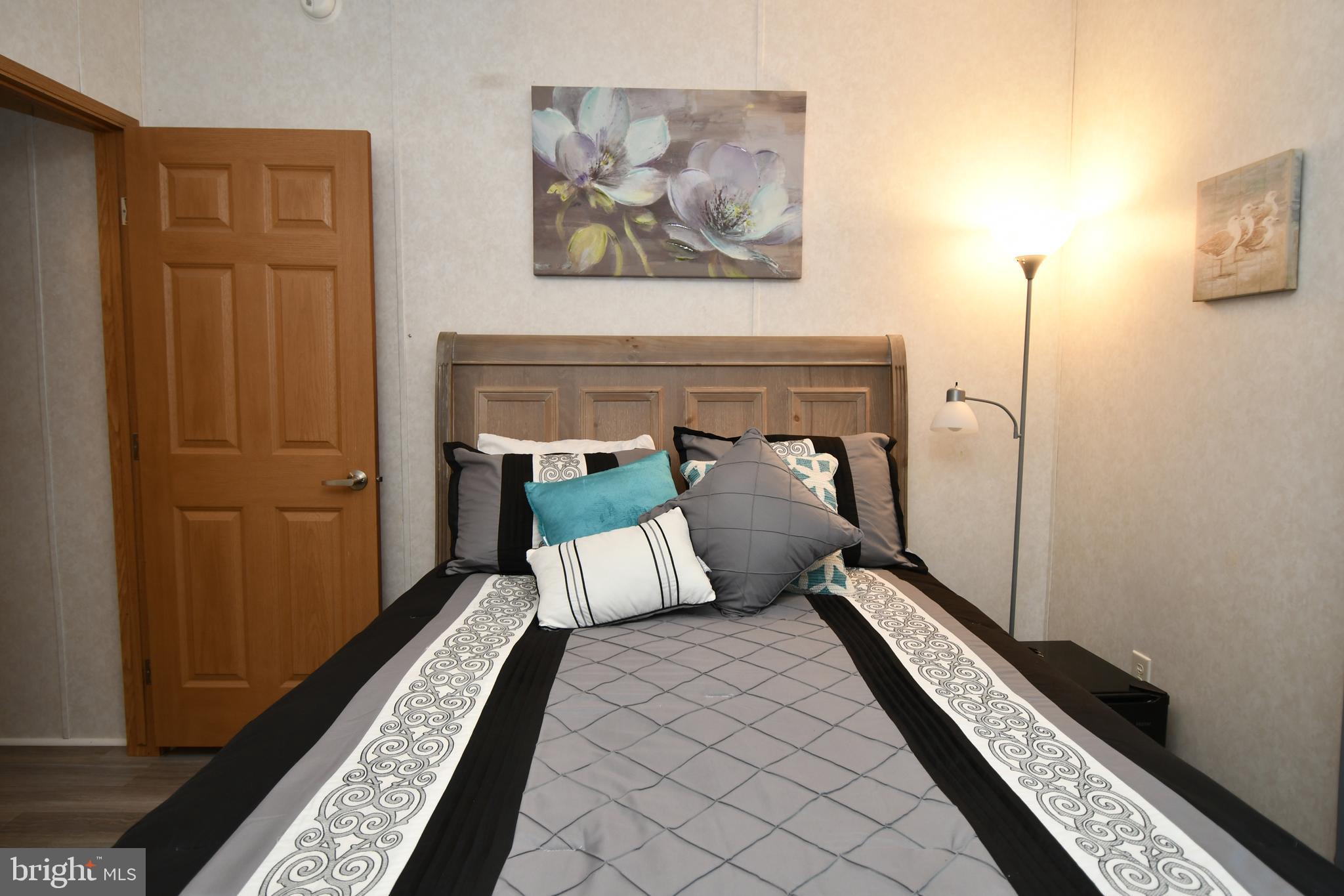 RUNNING BROOK - Residential