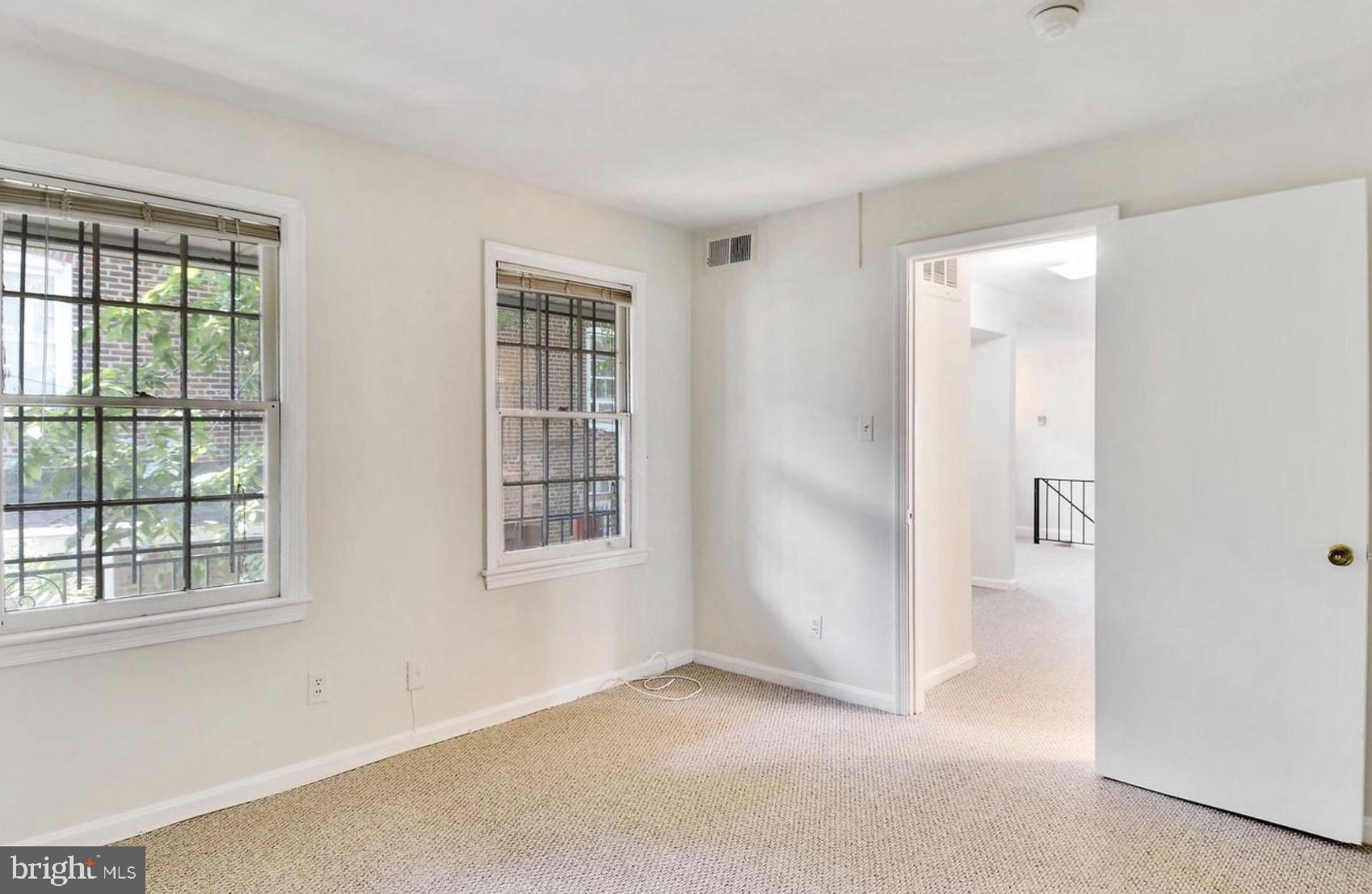 CAPITOL HILL - Residential Lease
