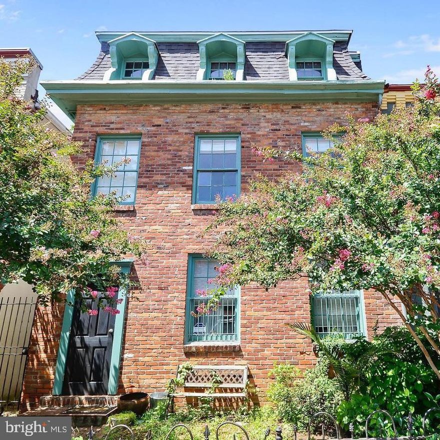 Welcome to your new home at Capitol Hill, a charming residential lease opportunity that perfectly blends historic character with modern convenience. This traditional-style apartment, built in 1900, features a well-designed layout with 1 spacious bedroom and a full bathroom, ideal for comfortable living. Located in a vibrant Eastern Market neighborhood, this unit offers easy access to local amenities, including a picnic area for outdoor relaxation. Enjoy the convenience of on-street parking and the peace of mind that comes with included water and trash services. Don’t miss out on this unique opportunity to live in a historic building with modern comforts. Schedule a viewing today and experience the charm of Capitol Hill living!