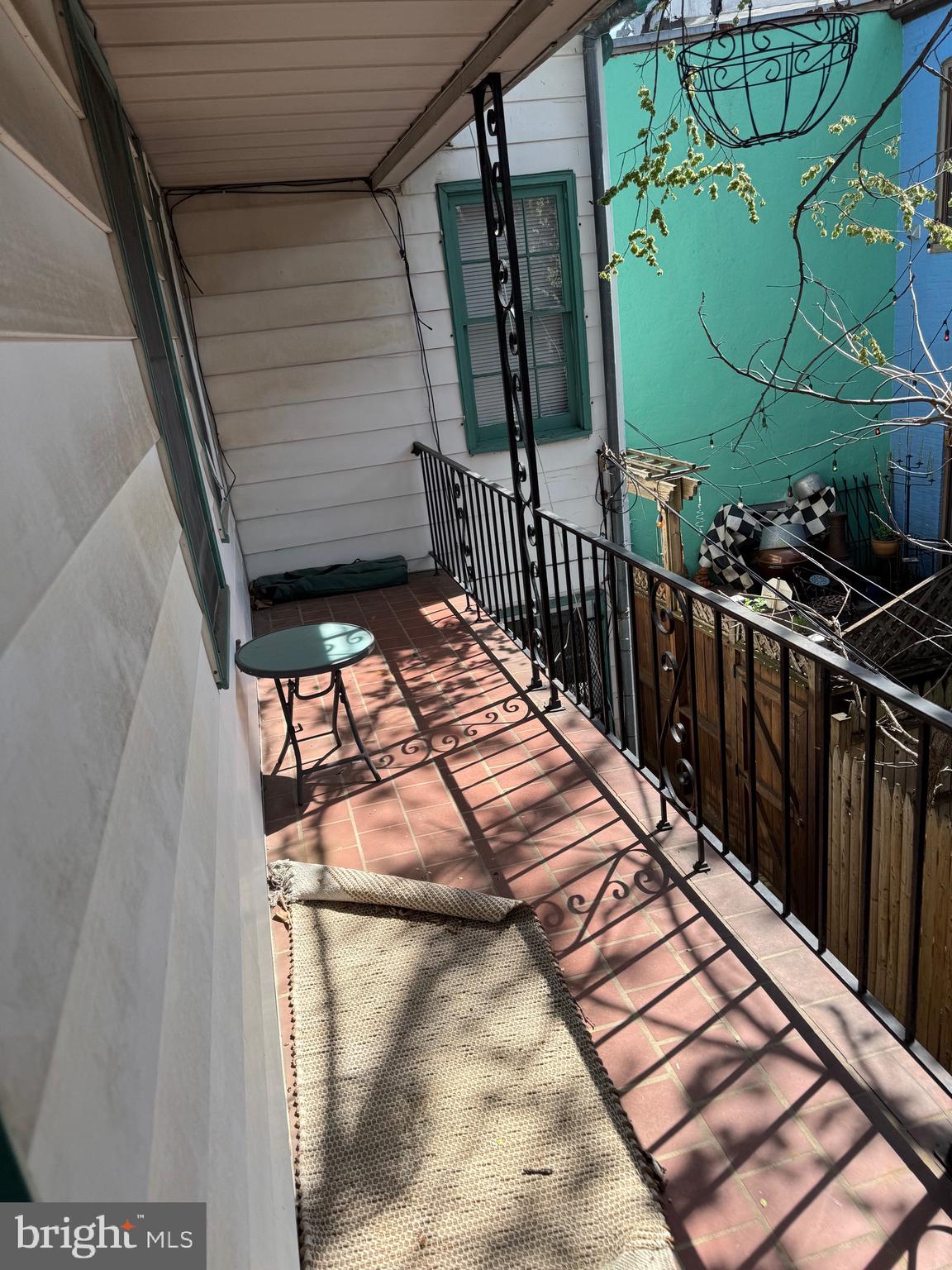 CAPITOL HILL - Residential Lease