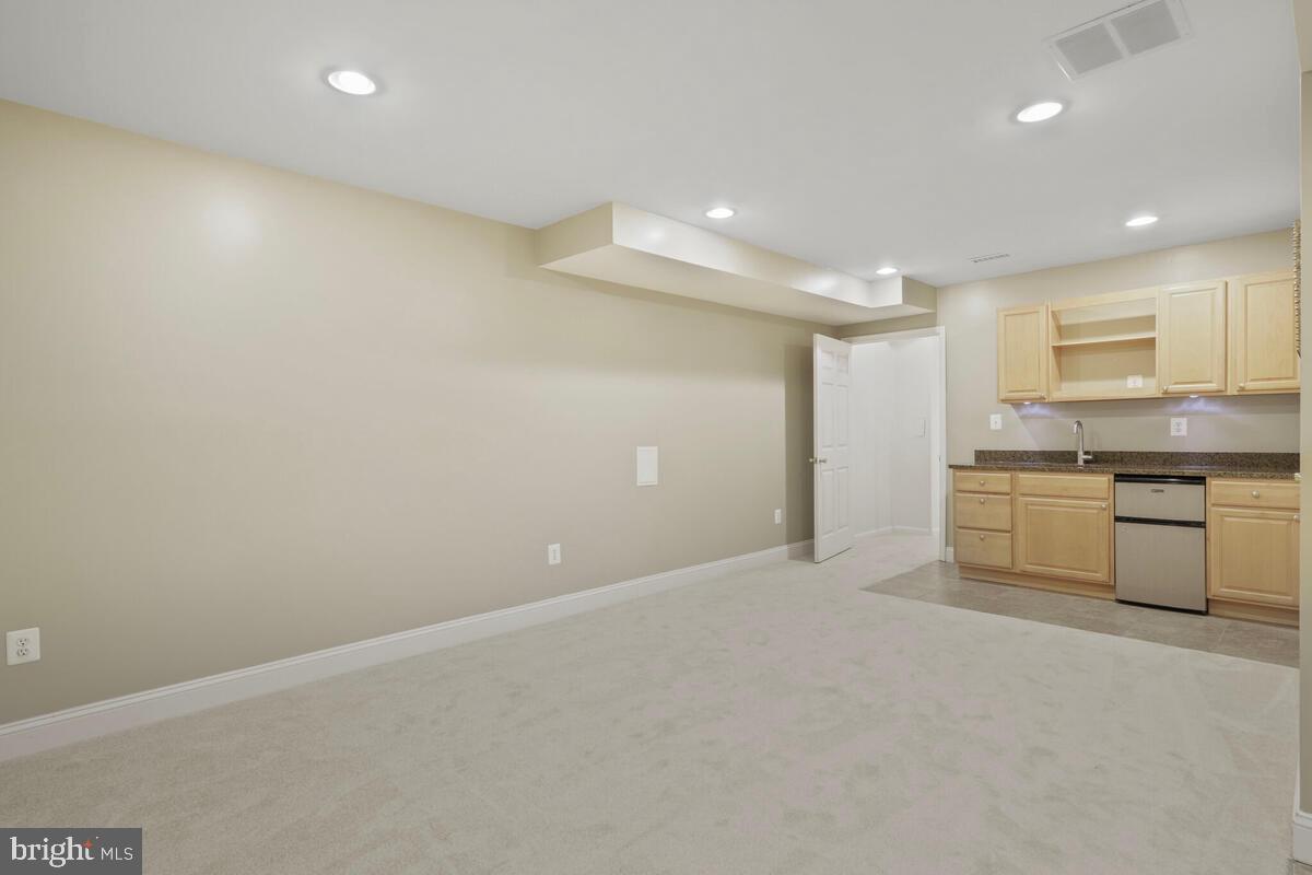 COLLEGE GARDENS - Residential