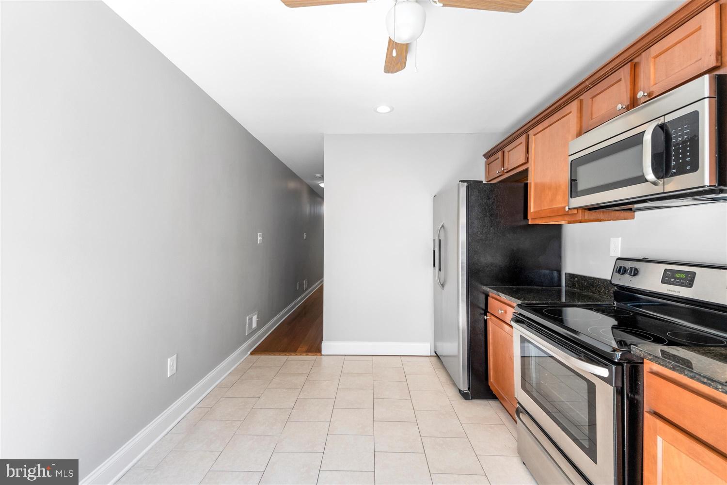 MILTON MONTFORD - Residential Lease