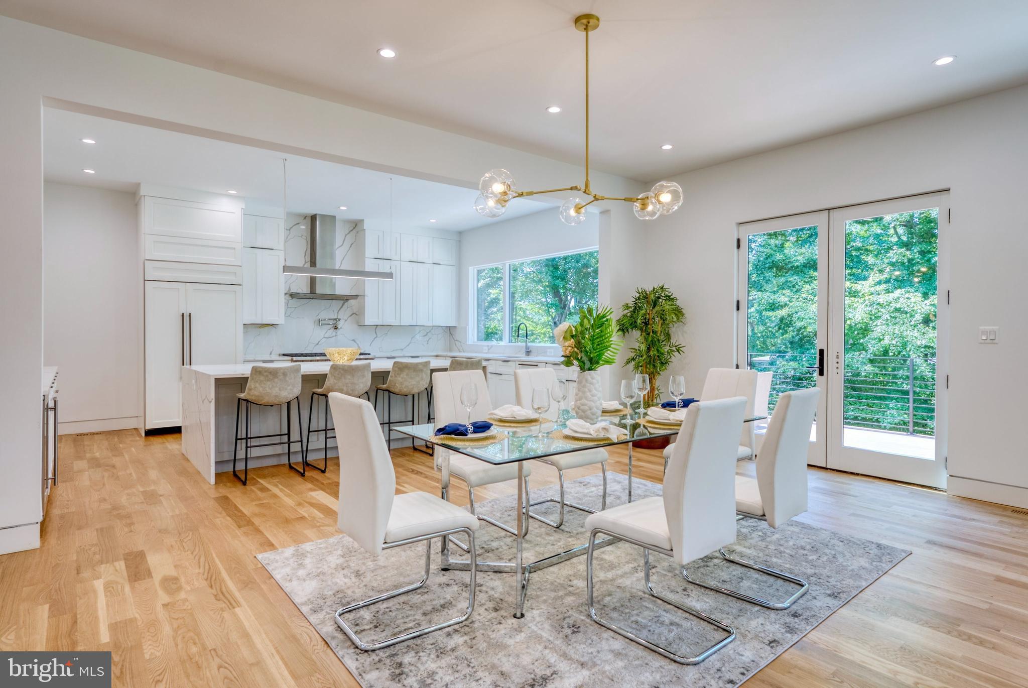 CHESTERBROOK WOODS - Residential