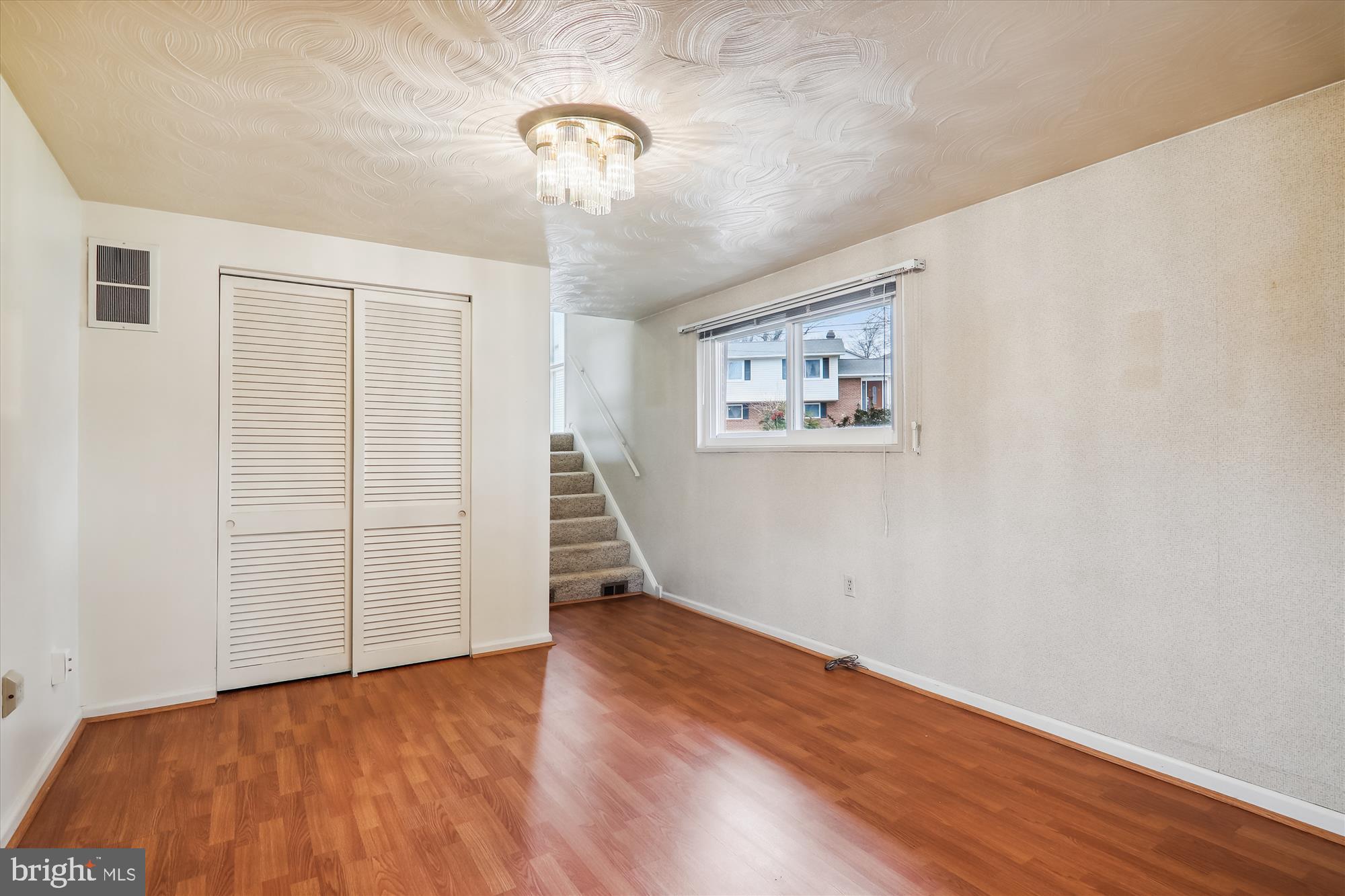 COLLEGE PARK ESTATES - Residential